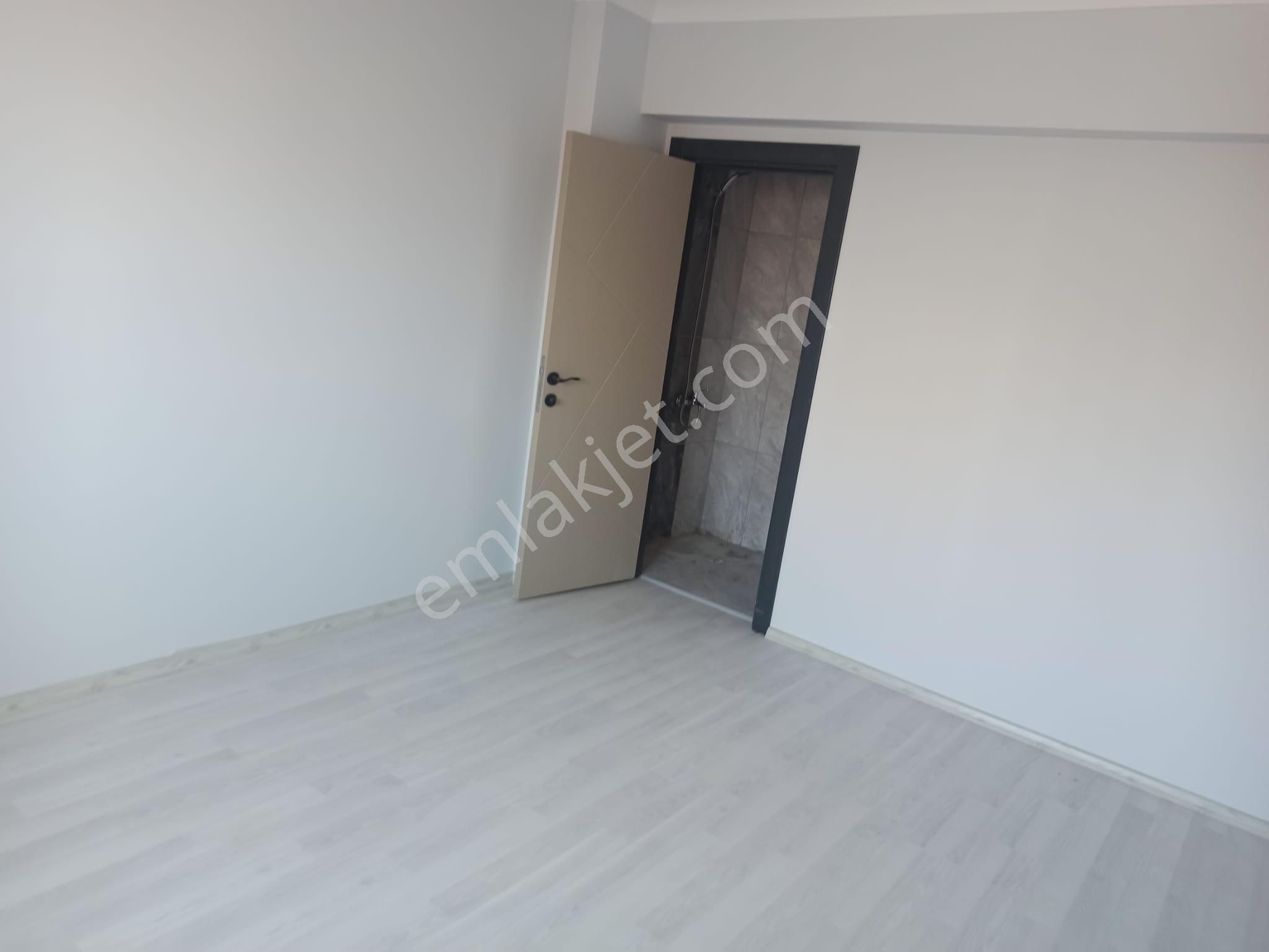 Şimşek Emlak'tan Altındağ Ulubey Mh.yeni Bina 3. Kat 110 M2 3+1 - Görsel 16