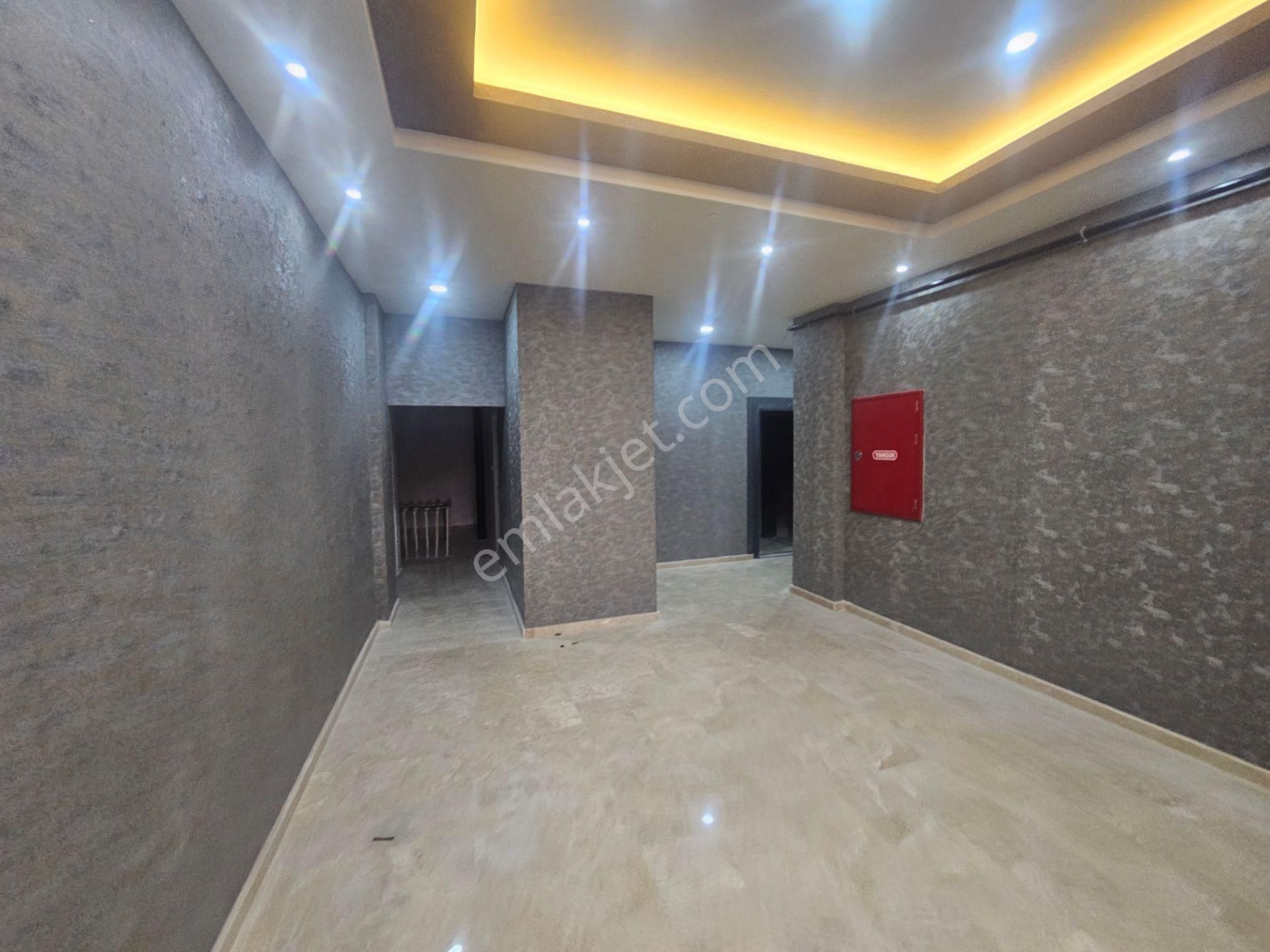 Şimşek Emlak'tan Altındağ Ulubey Mh.yeni Bina 3. Kat 110 M2 3+1 - Görsel 25