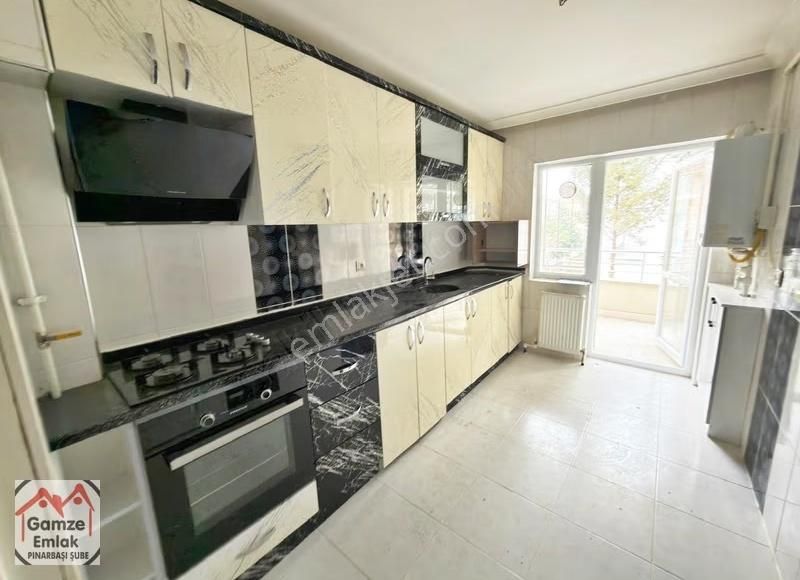 Gamze Emlak'tan Malazgirt'te^yeni Bina^geniş Balkon Masrafsız'!