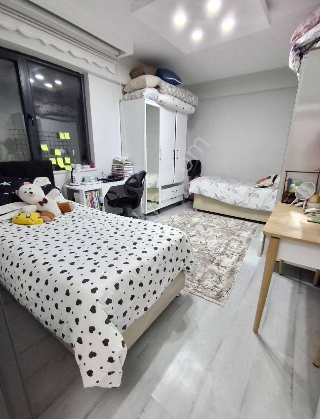 Satılık Veya Eşyalı Olarak Kiralık 2+1 - Görsel 5