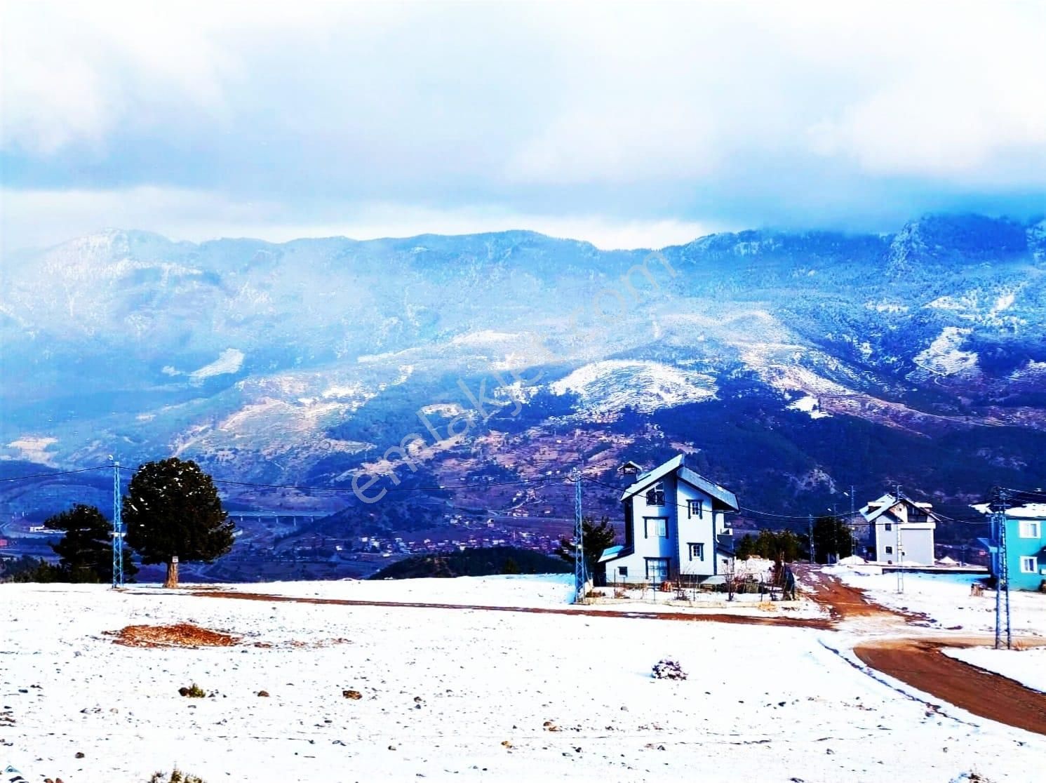 Kar Emlaktan Yenikonacık Bozkırlı Mevkiinde 400 M2 Satlık Arsa