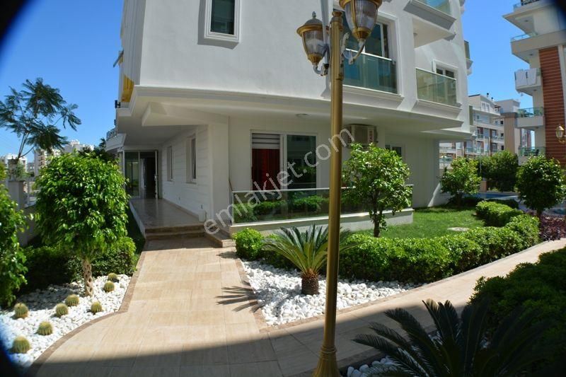 E.yücelden Konyaaltı Liman Mah.de Lüx Site İçinde Eşyalı 1+1 - Görsel 16