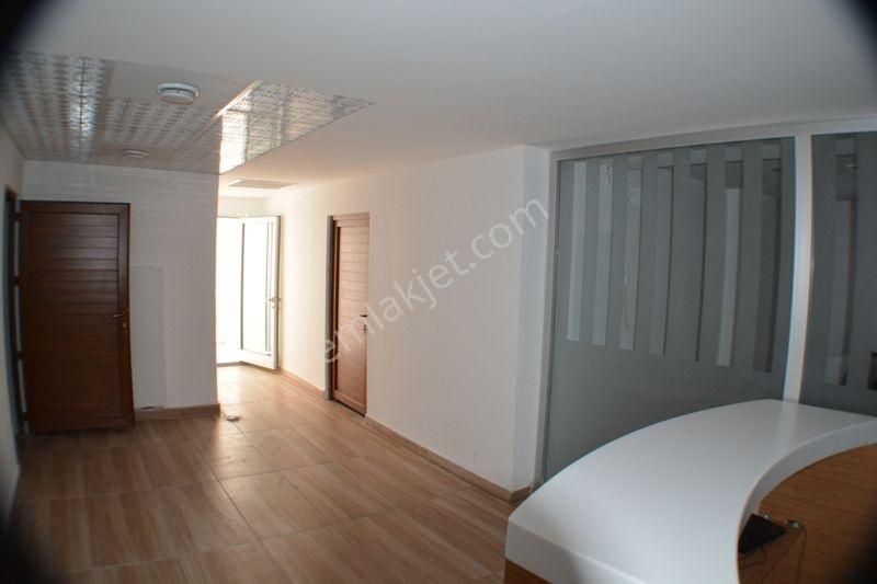 E.yücelden Konyaaltı Liman Mah.de Lüx Site İçinde Eşyalı 1+1 - Görsel 24