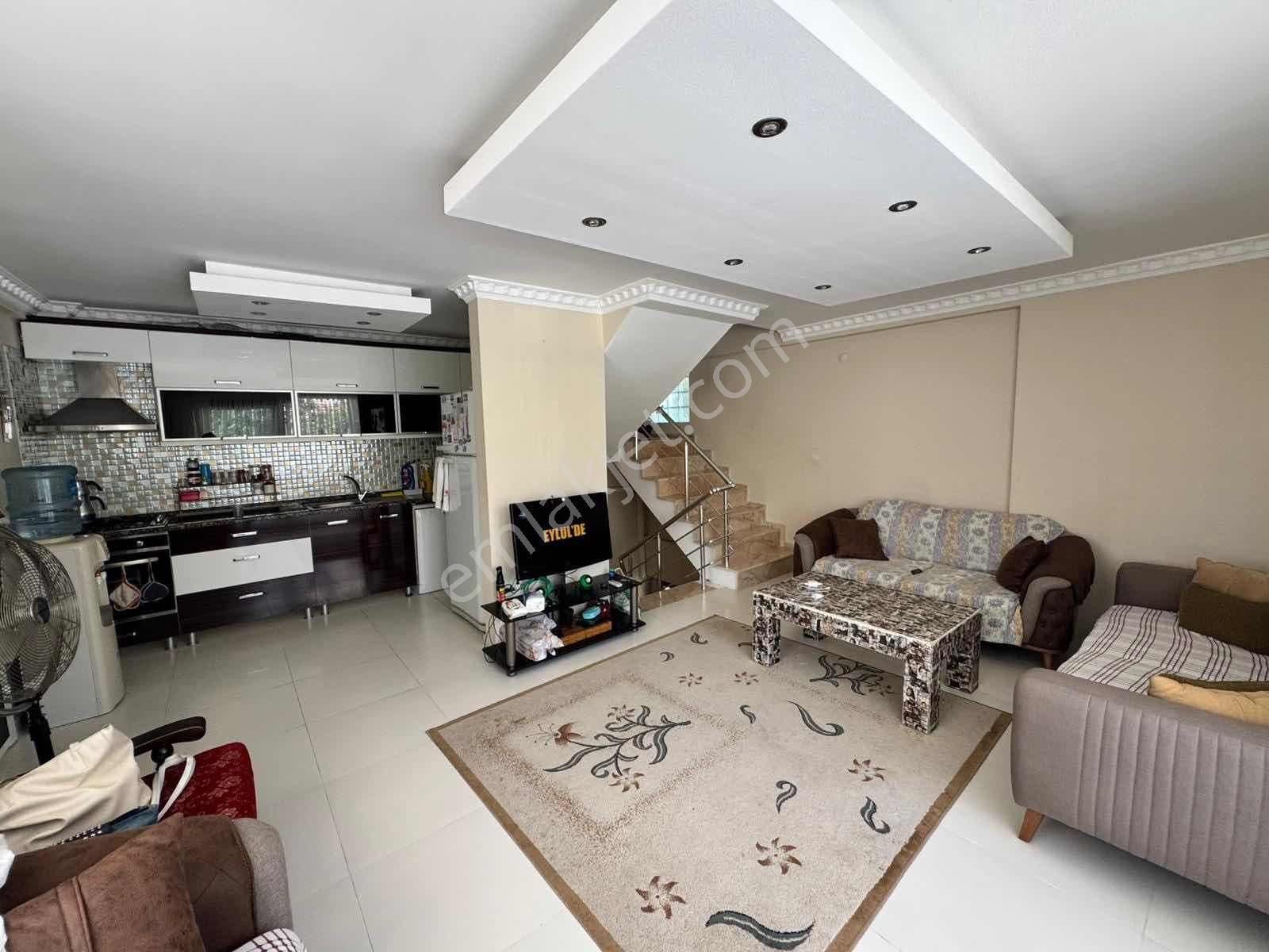 Çukuraltı Denize Yakın 3+1 Ayrı Daireli Fourleks | Teklife Açık - Görsel 15