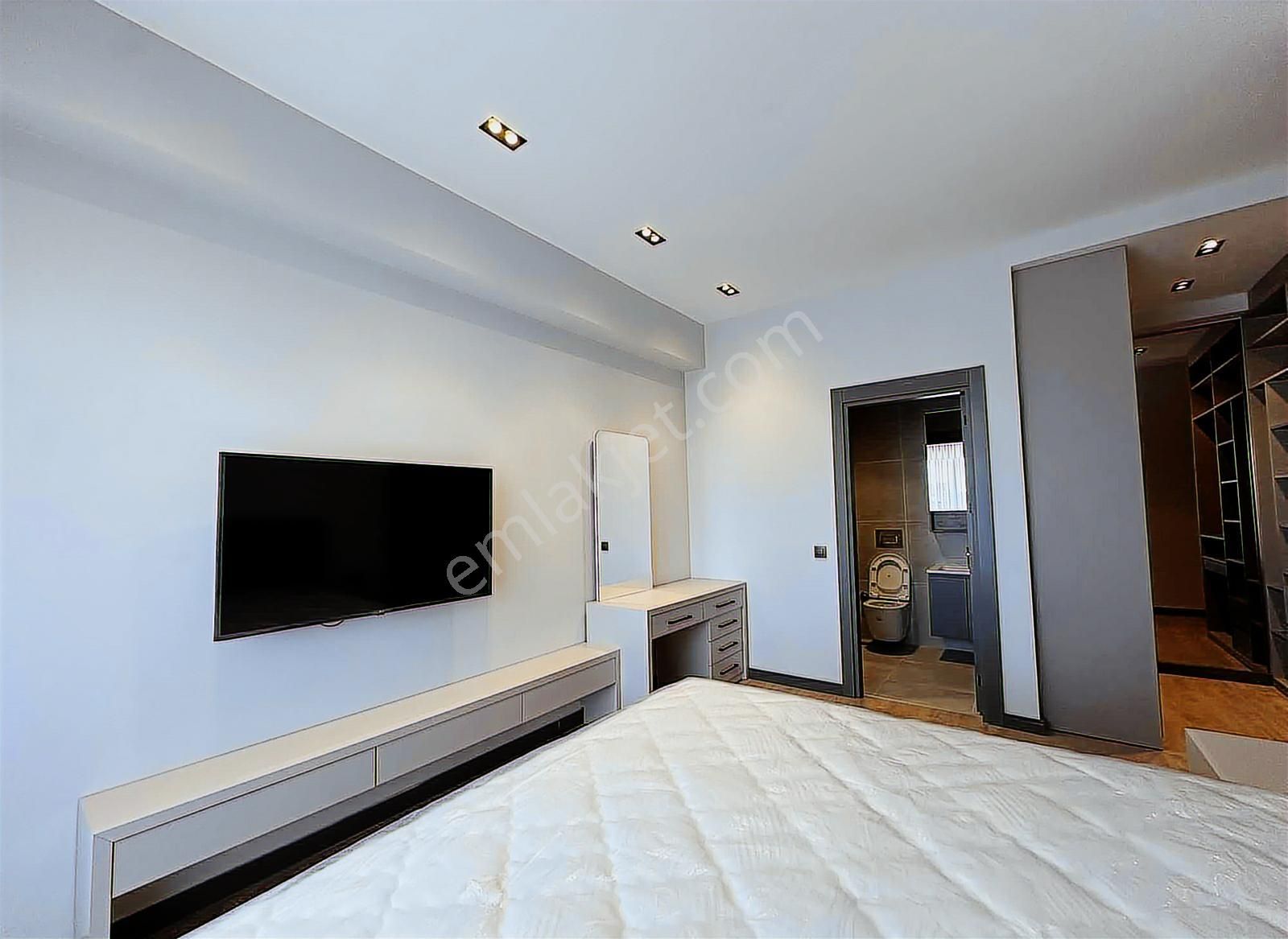 Altıntaş'ta Allure Projesinde Büyük Teraslı Satılık 2+1 Daire - Görsel 26