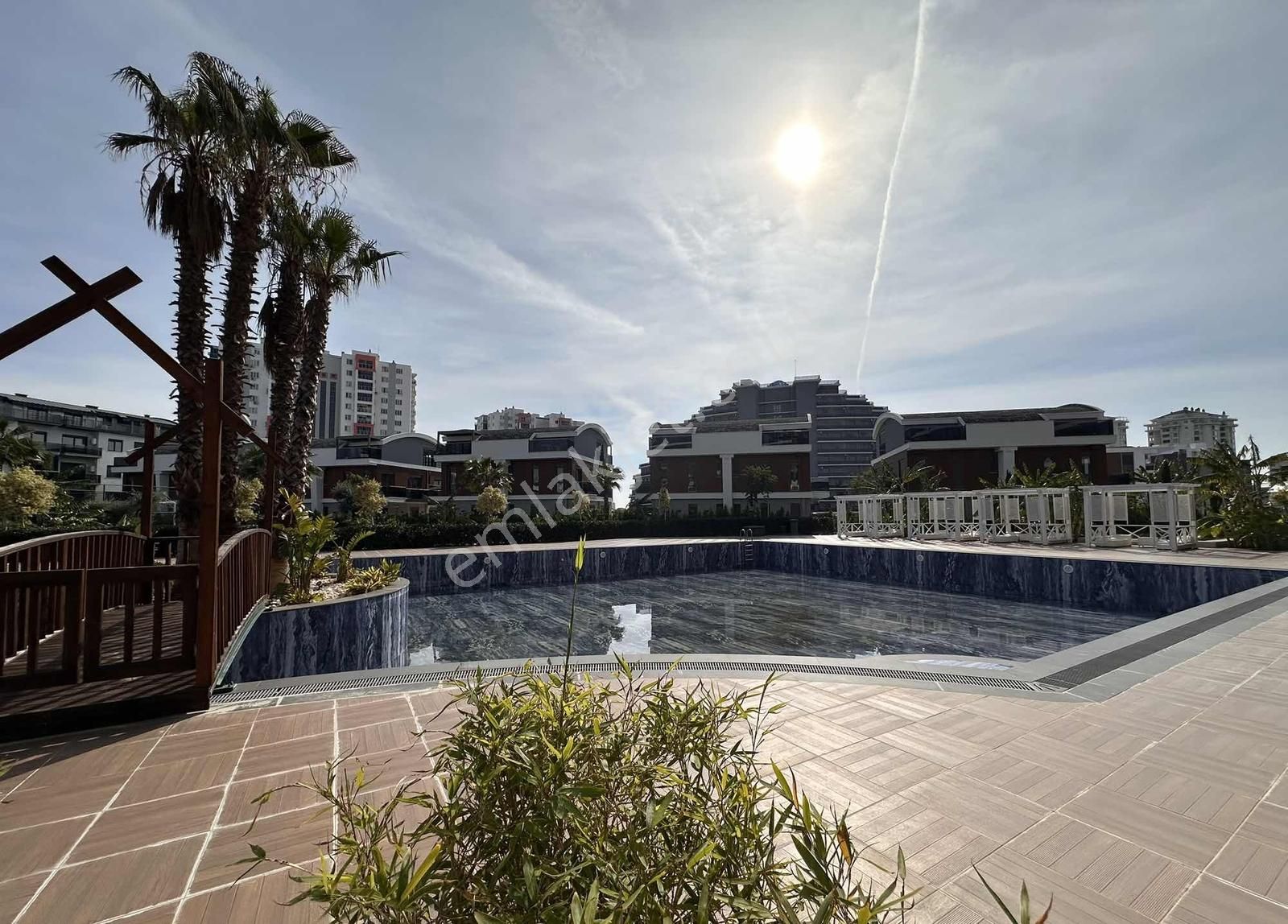 Altıntaş'ta Allure Projesinde Büyük Teraslı Satılık 2+1 Daire - Görsel 11