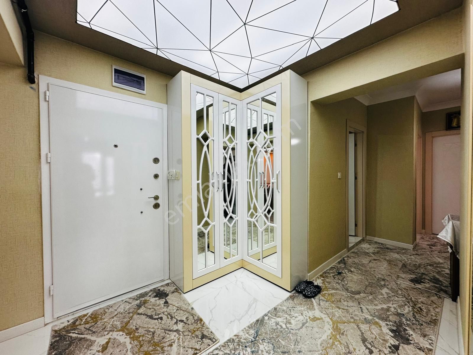 Nam-ak Emlak'tan Yeni Binada Güney Cephe Asansörlü Masrafsız 3+1 Daire - Görsel 29