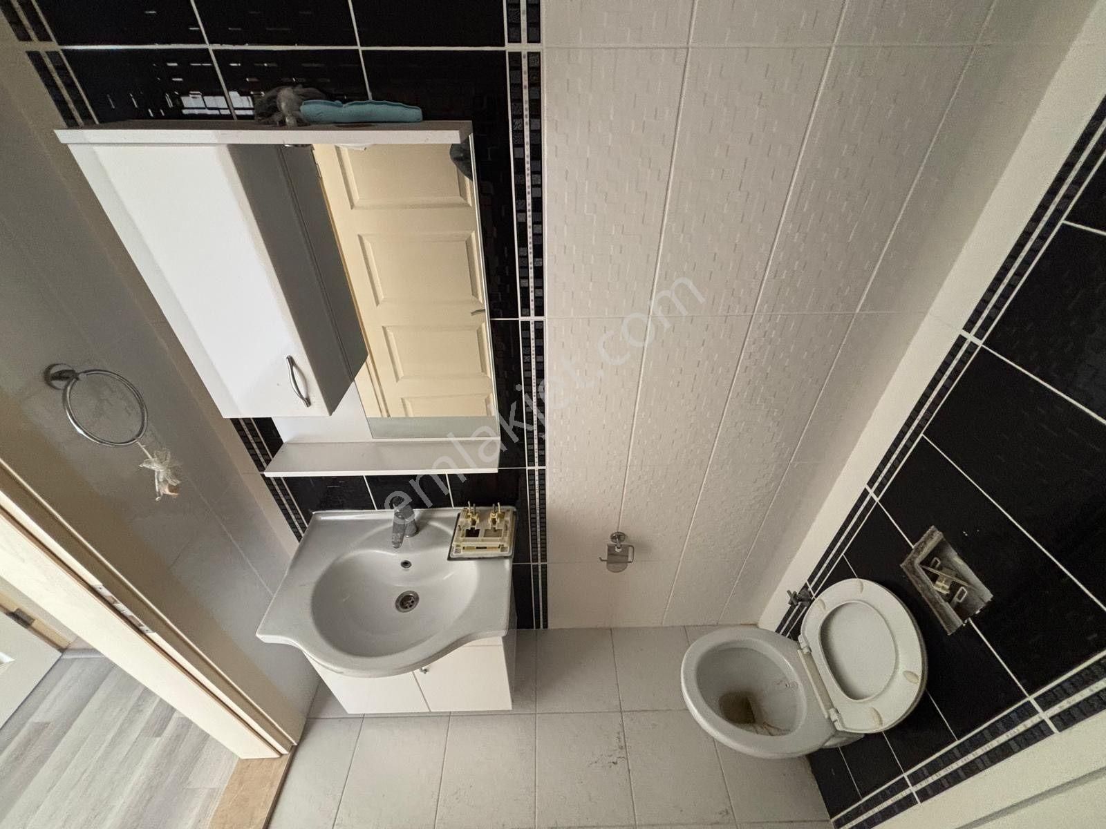 Mera Emlaktan Burhaniye Merkezde Asansörlü 3+1 K.otoparklı Daire - Görsel 21