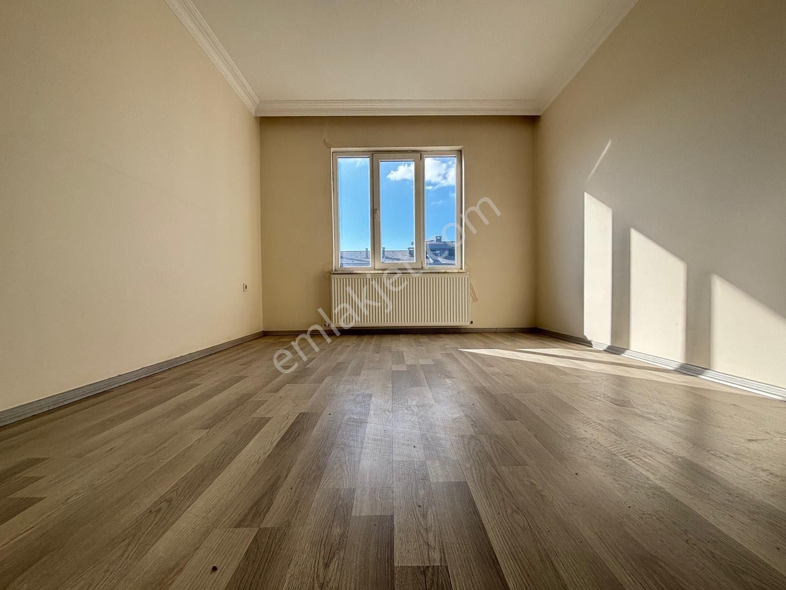 Mera Emlaktan Burhaniye Merkezde Asansörlü 3+1 K.otoparklı Daire - Görsel 16