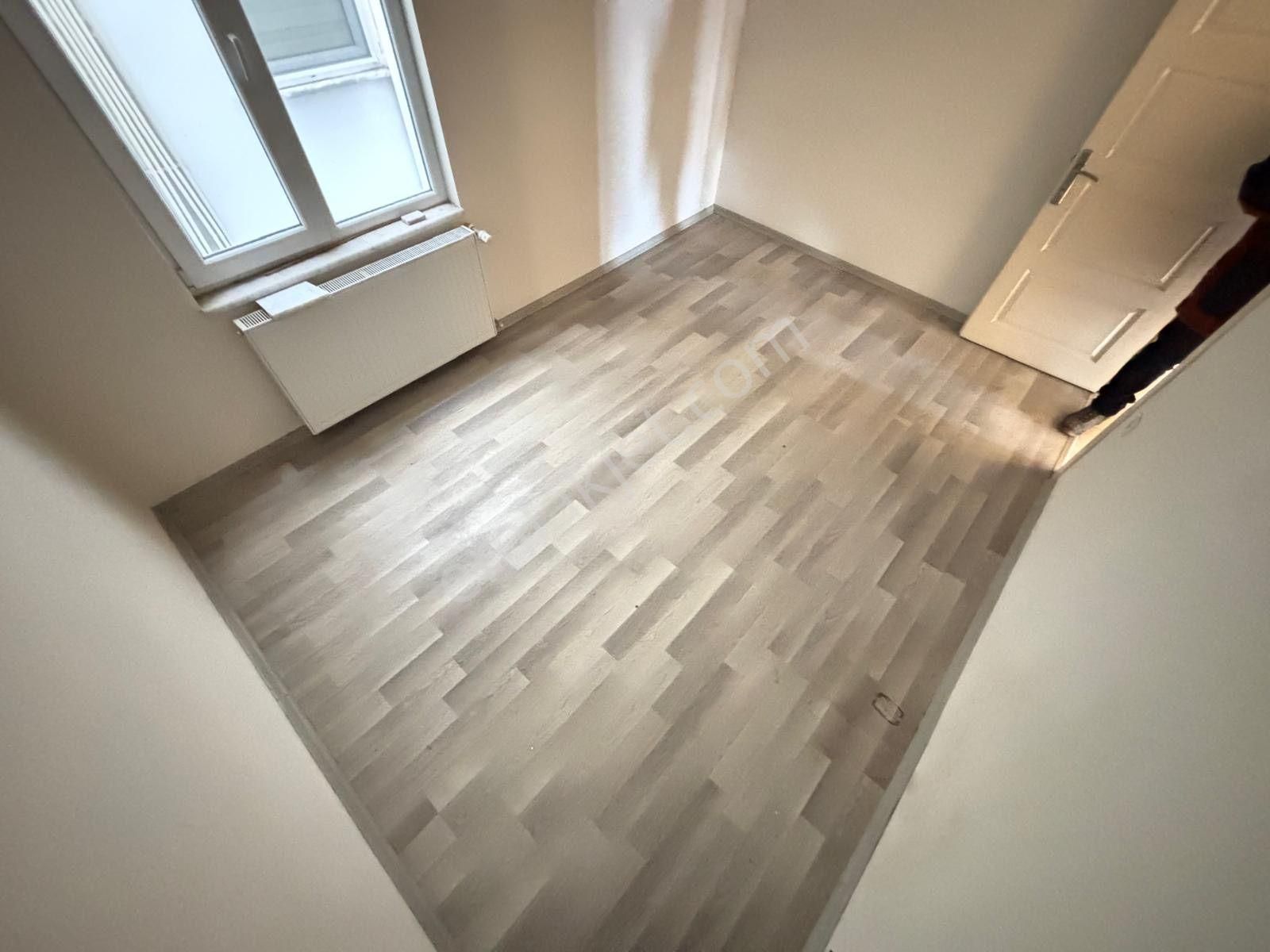Mera Emlaktan Burhaniye Merkezde Asansörlü 3+1 K.otoparklı Daire - Görsel 5