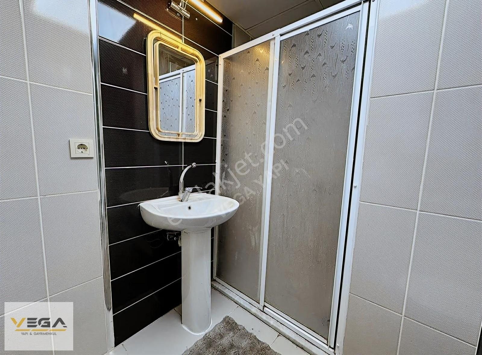 Hasanağa Arkası Çift Cephe Konsept Eşyalı Kiralık 1+1 Daire - Görsel 11