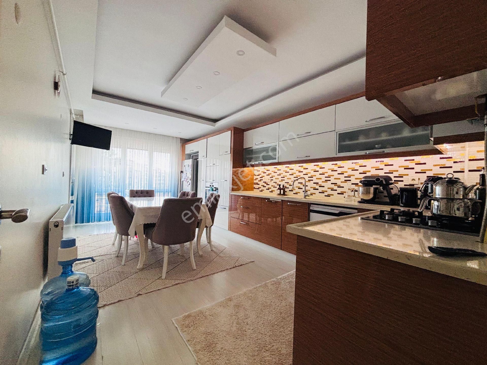 İzmir Torbalı Tepeköy Mahallesinde 3+1 187m2 Geniş Ferah Daire Satılık - Görsel 8