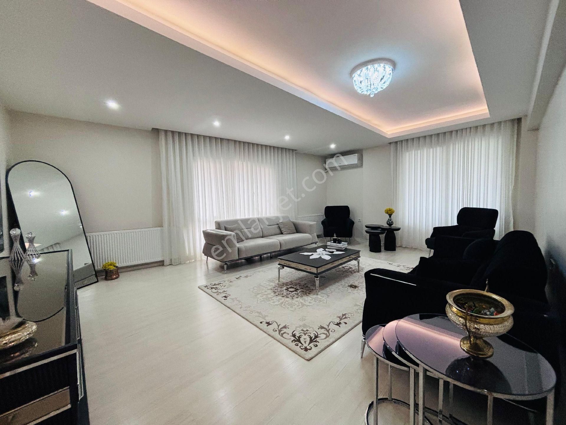 İzmir Torbalı Tepeköy Mahallesinde 3+1 187m2 Geniş Ferah Daire Satılık - Görsel 4