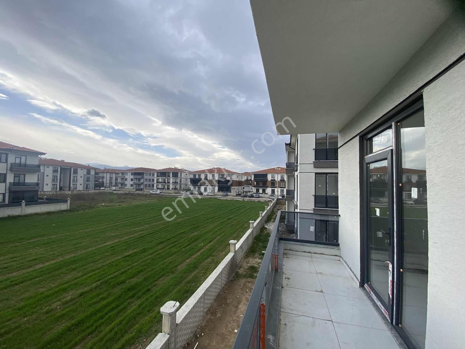 Ayhan Hepdiker Den Arifiye Fatih 127m2 3+1 Yerden Isıtma Ara Kat - Görsel 8