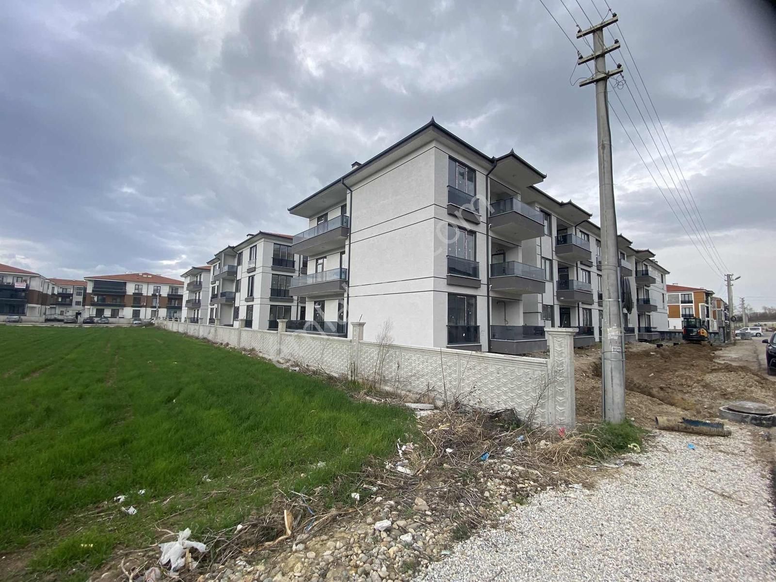 Ayhan Hepdiker Den Arifiye Fatih 127m2 3+1 Yerden Isıtma Ara Kat - Görsel 2