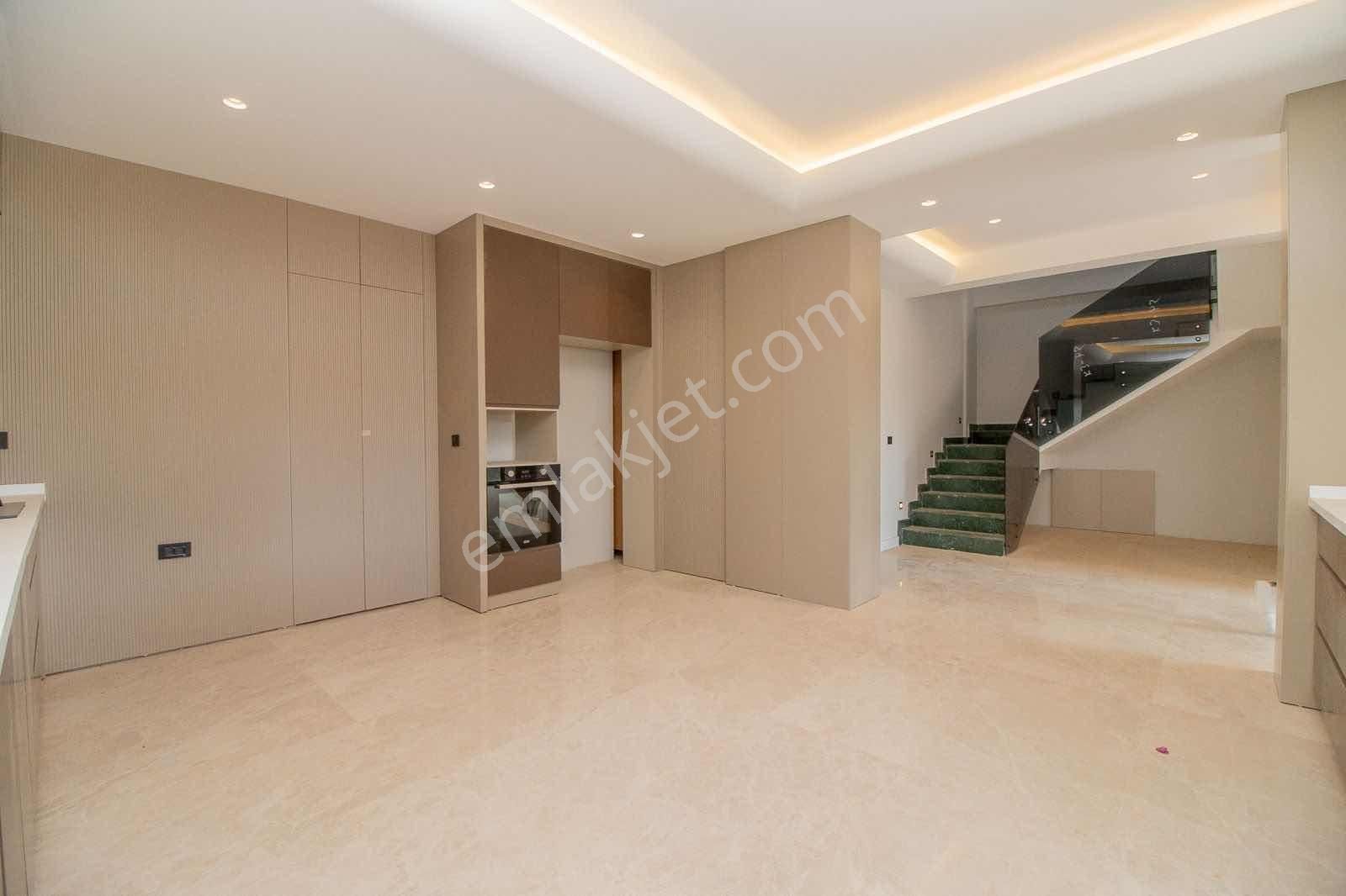 Altıntaşta Müstakil Havuzlu Satılık Ultra Lüks Villa - Görsel 7