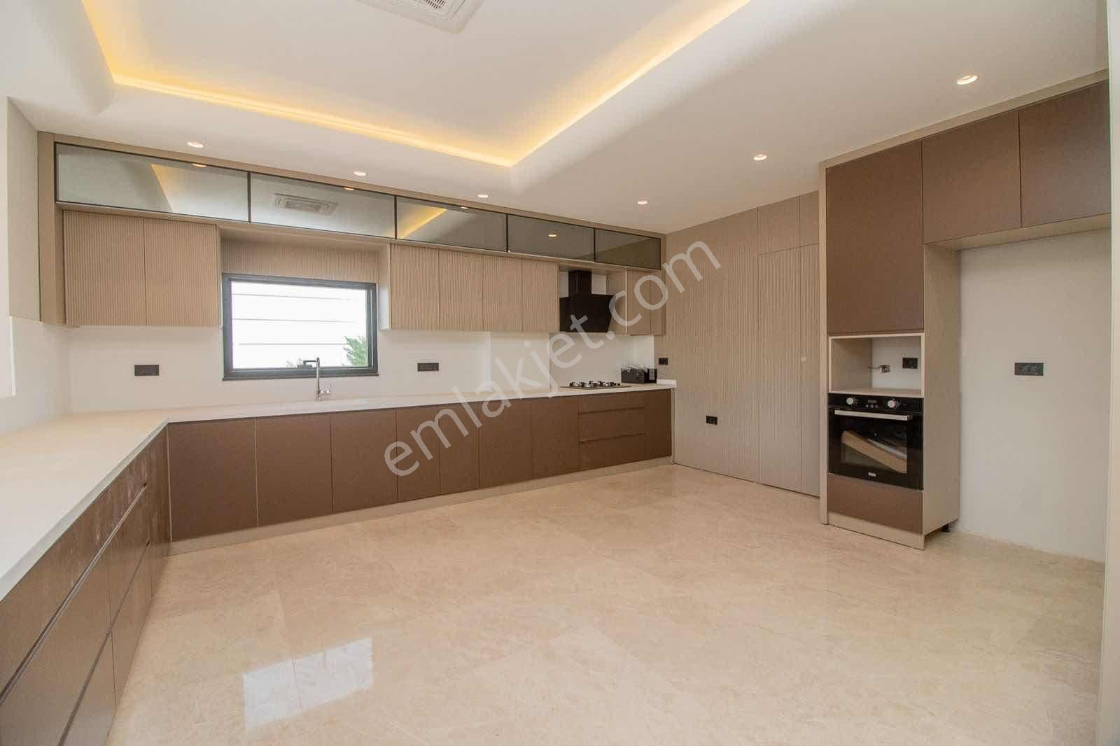 Altıntaşta Müstakil Havuzlu Satılık Ultra Lüks Villa - Görsel 13