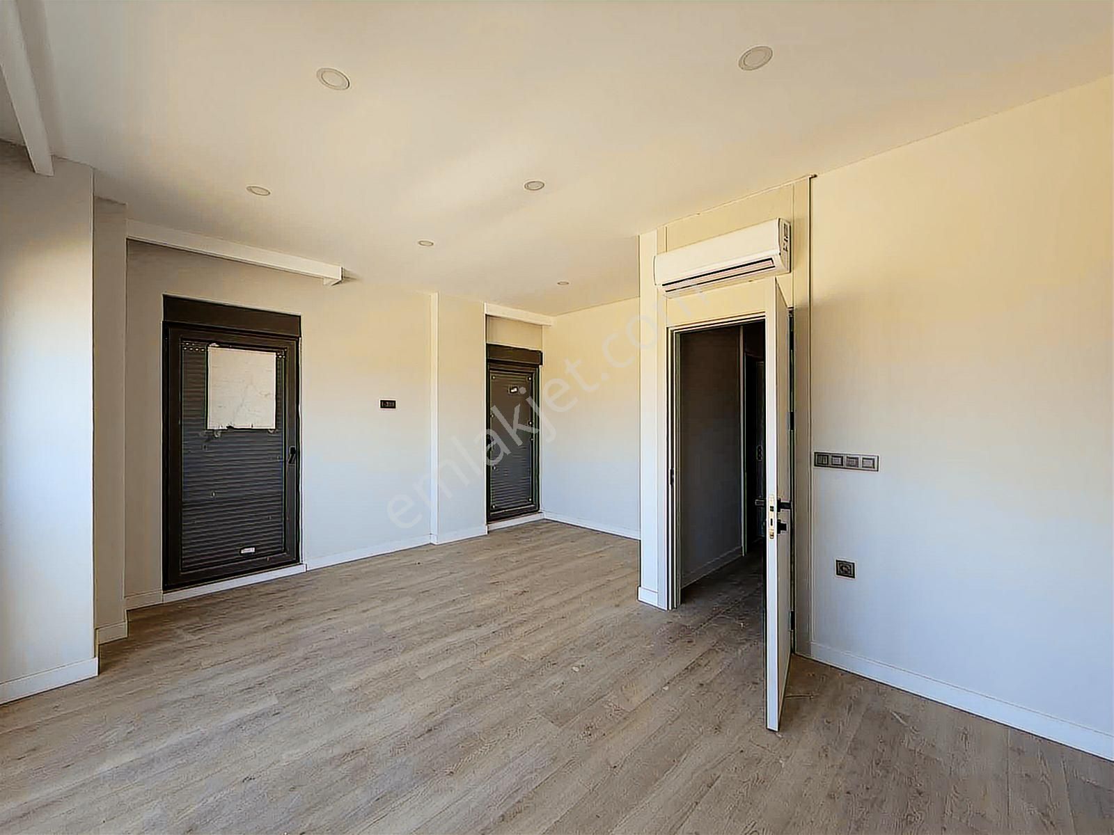 Altıntaşta Müstakil Bahçeli Satılık Villa - Görsel 2