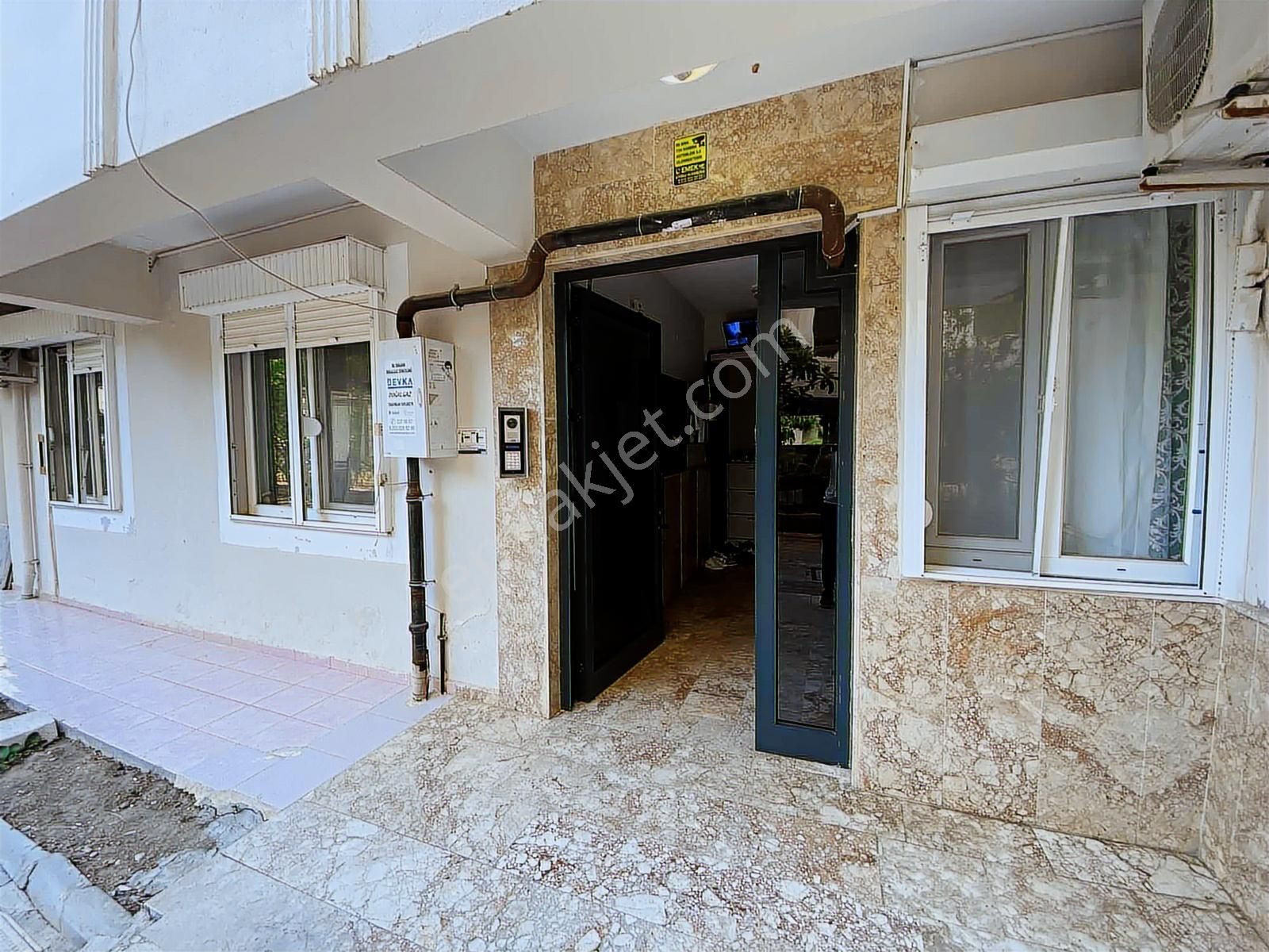 Antalya Konyaaltında Denize Yürüme Mesafesinde Satılık 2+1 Daire - Görsel 20