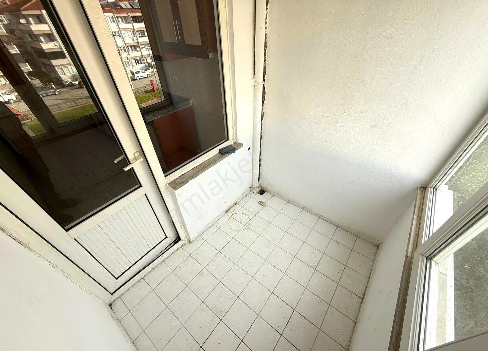 Yükselden Altınkumda Öncephe Ayrı Mutfak Kaçmaz Fırsat 3+1 Daire - Görsel 32