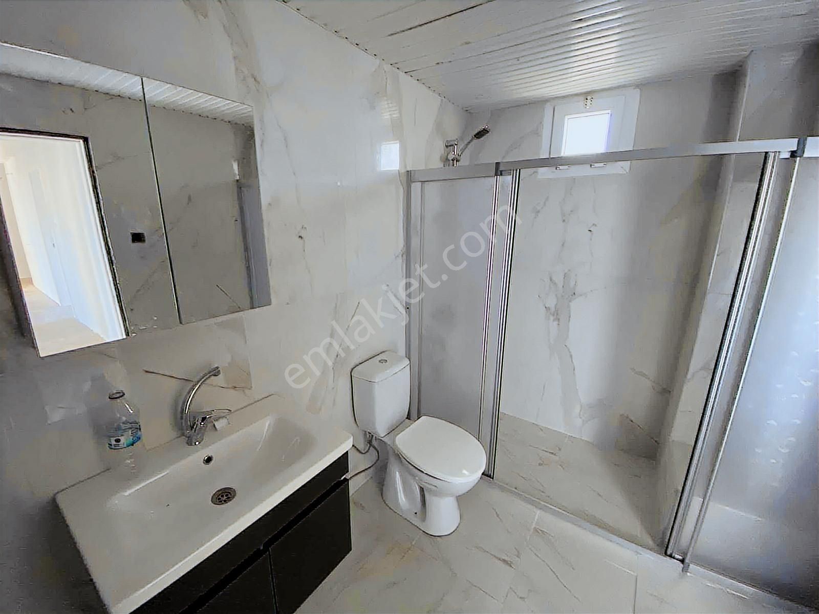 Meydankavağında Geniş Ve Kullanışlı Sıfır Tadilatlı 3+1 Kiralık - Görsel 12