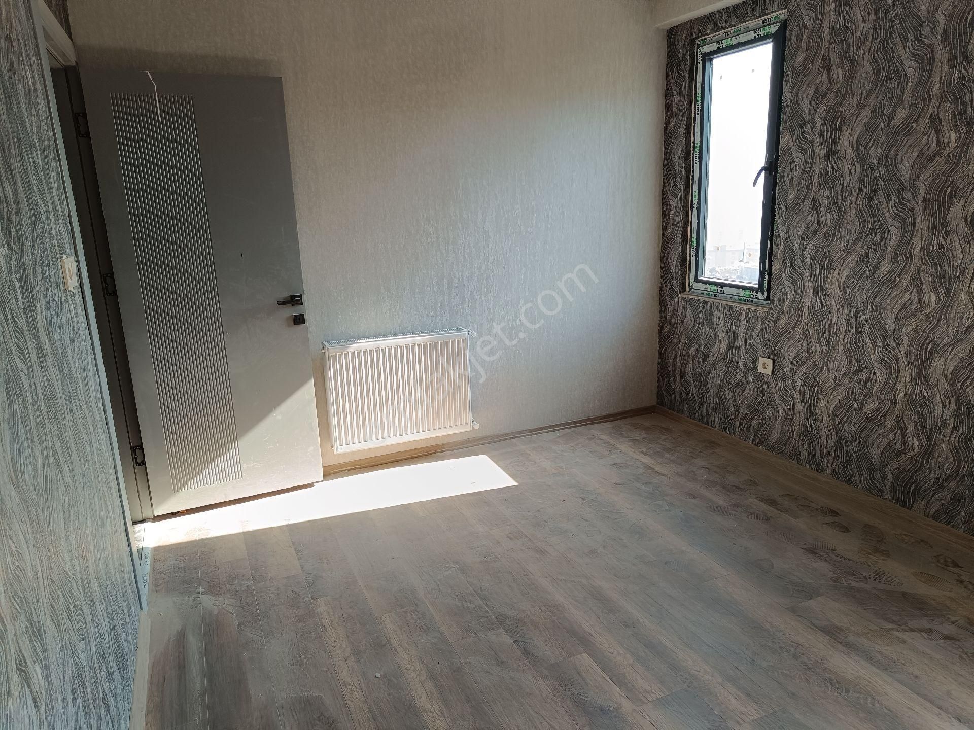 Batıkent'te Satılık Geniş Arakat 2+1 - Görsel 17