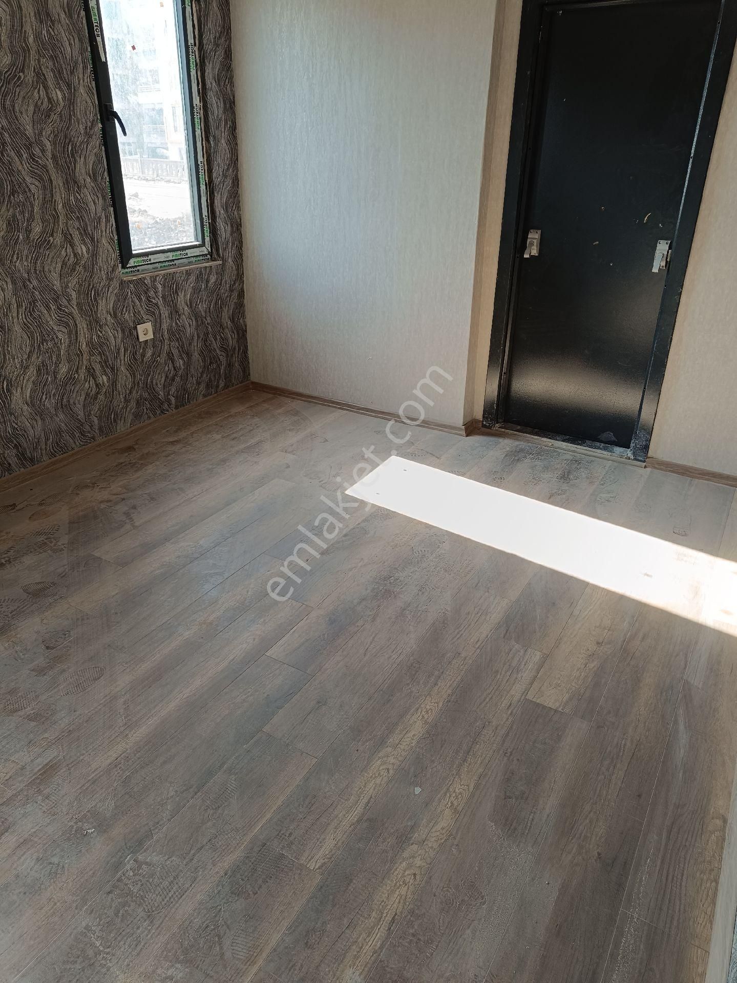 Batıkent'te Satılık Geniş Arakat 2+1 - Görsel 3