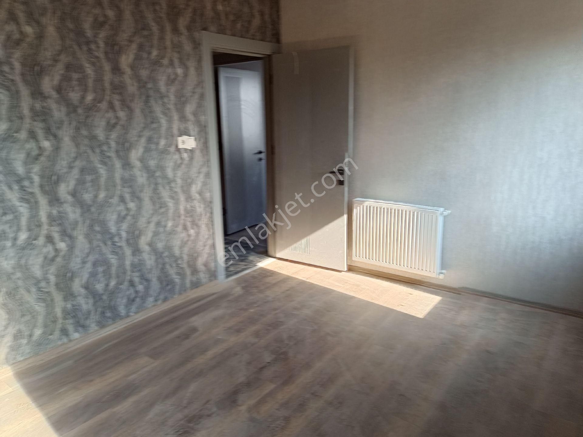 Batıkent'te Satılık Geniş Arakat 2+1 - Görsel 4