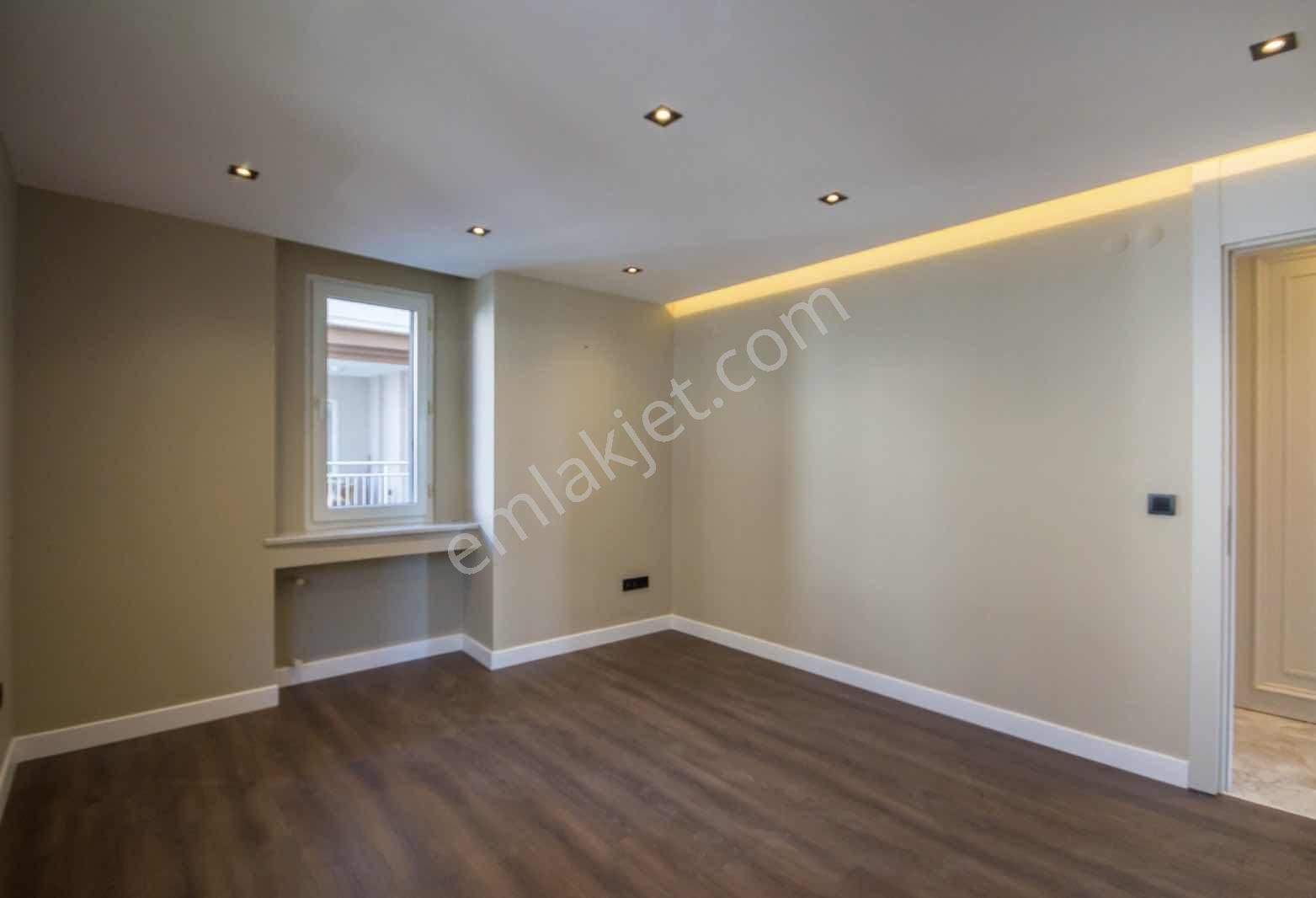 Eski Lara Parselinde İçi Full Yapılı Deniz Manzaralı 3+1 - Görsel 2