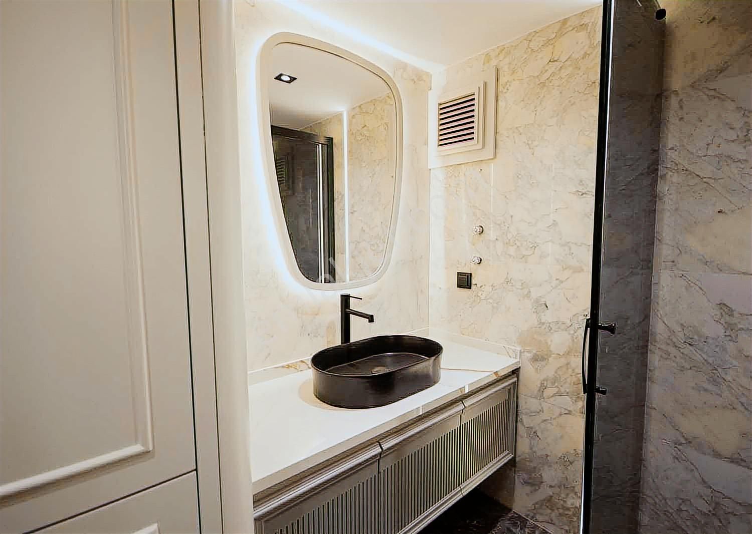 Eski Lara Parselinde İçi Full Yapılı Deniz Manzaralı 3+1 - Görsel 11