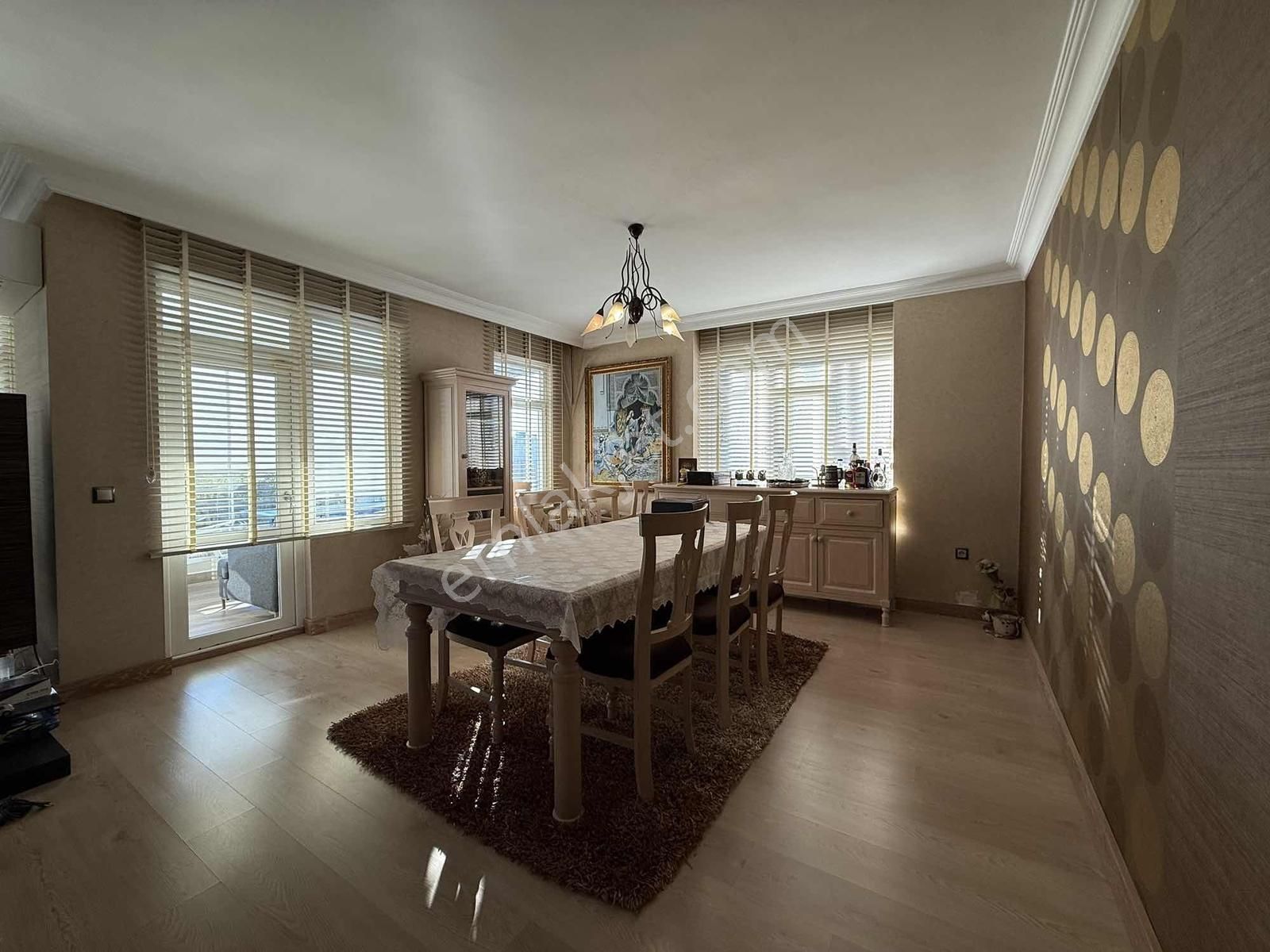 Yeşilbahçede Kiralık 4+1 Full Eşyalı Daire - Görsel 24