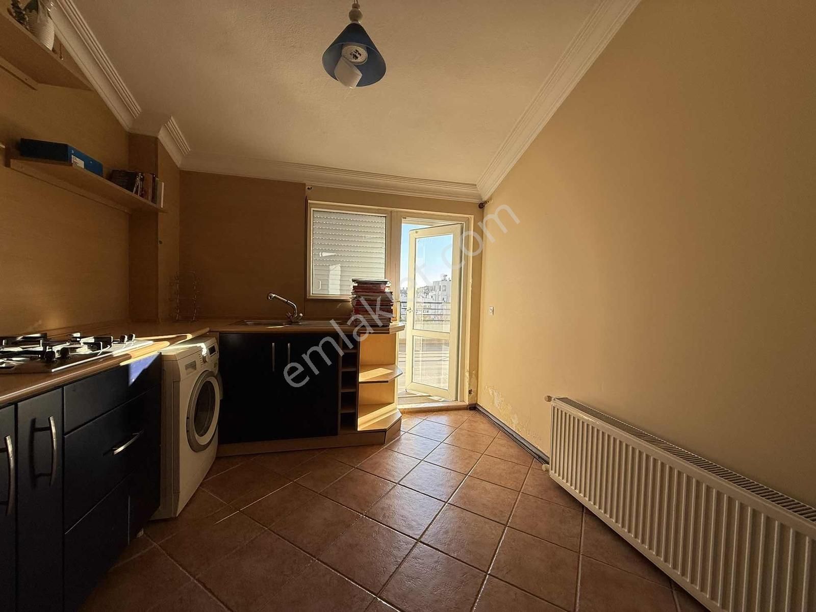 Yeşilbahçede Kiralık 4+1 Full Eşyalı Daire - Görsel 15