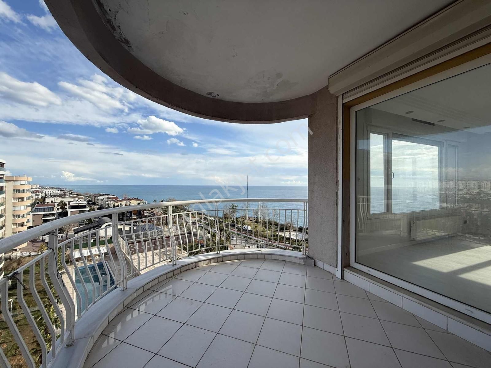 Lara Fenerde Full Deniz Manzaralı Satılık 4+1 Daire - Görsel 33