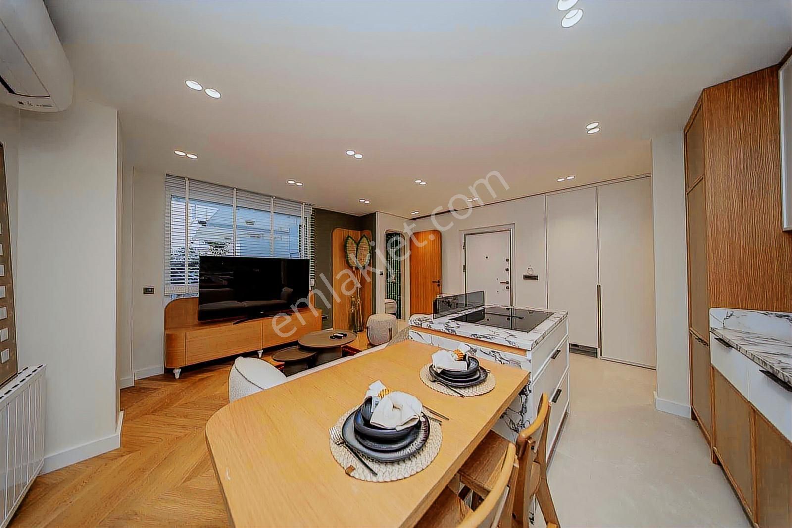 Larada İçi Full Yapılı Eşyalı Geniş Satılık 1+1 Daire - Görsel 25