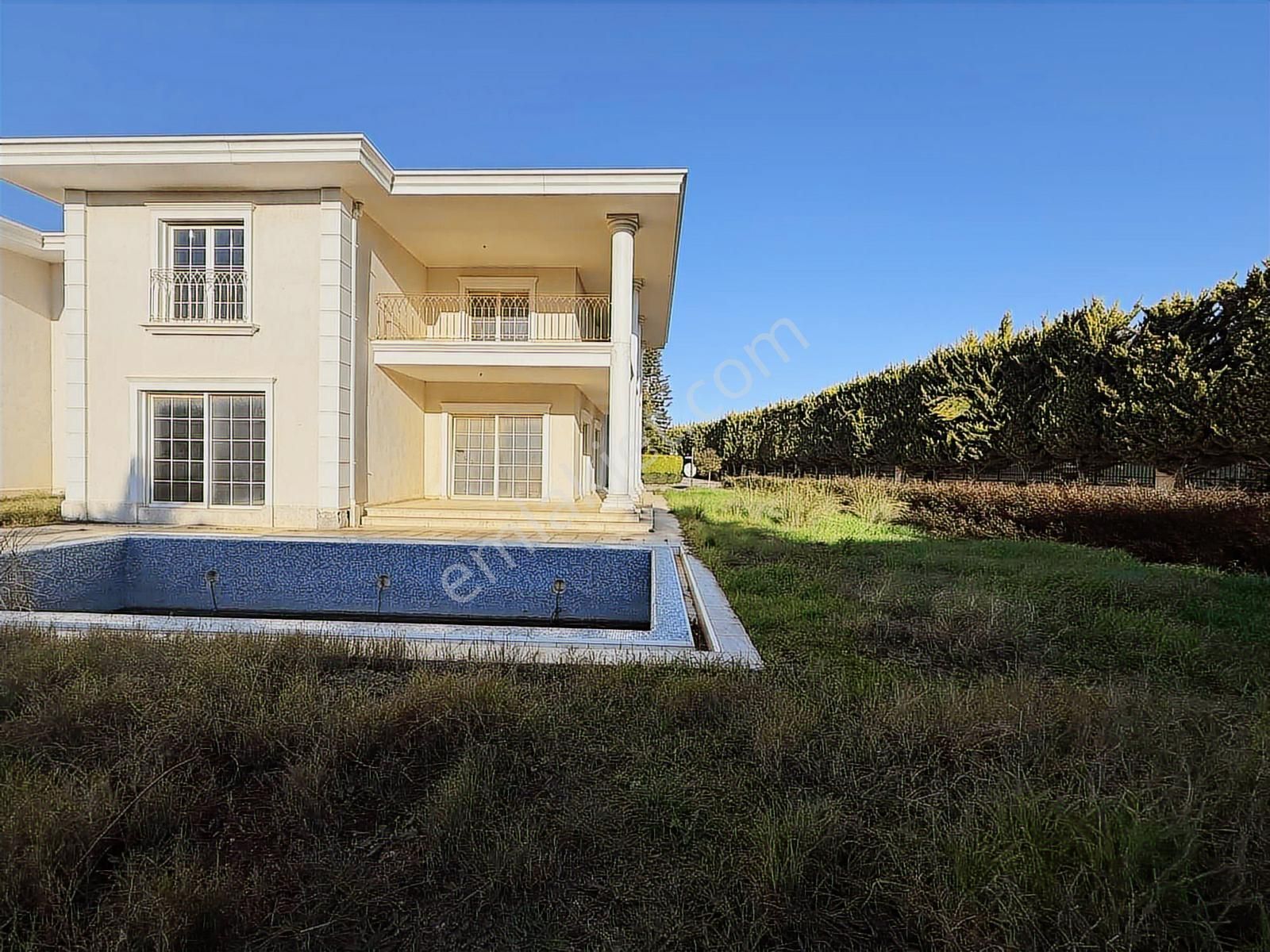 Lara Hill Villalarında Satılık C Tipi Köşe Villa