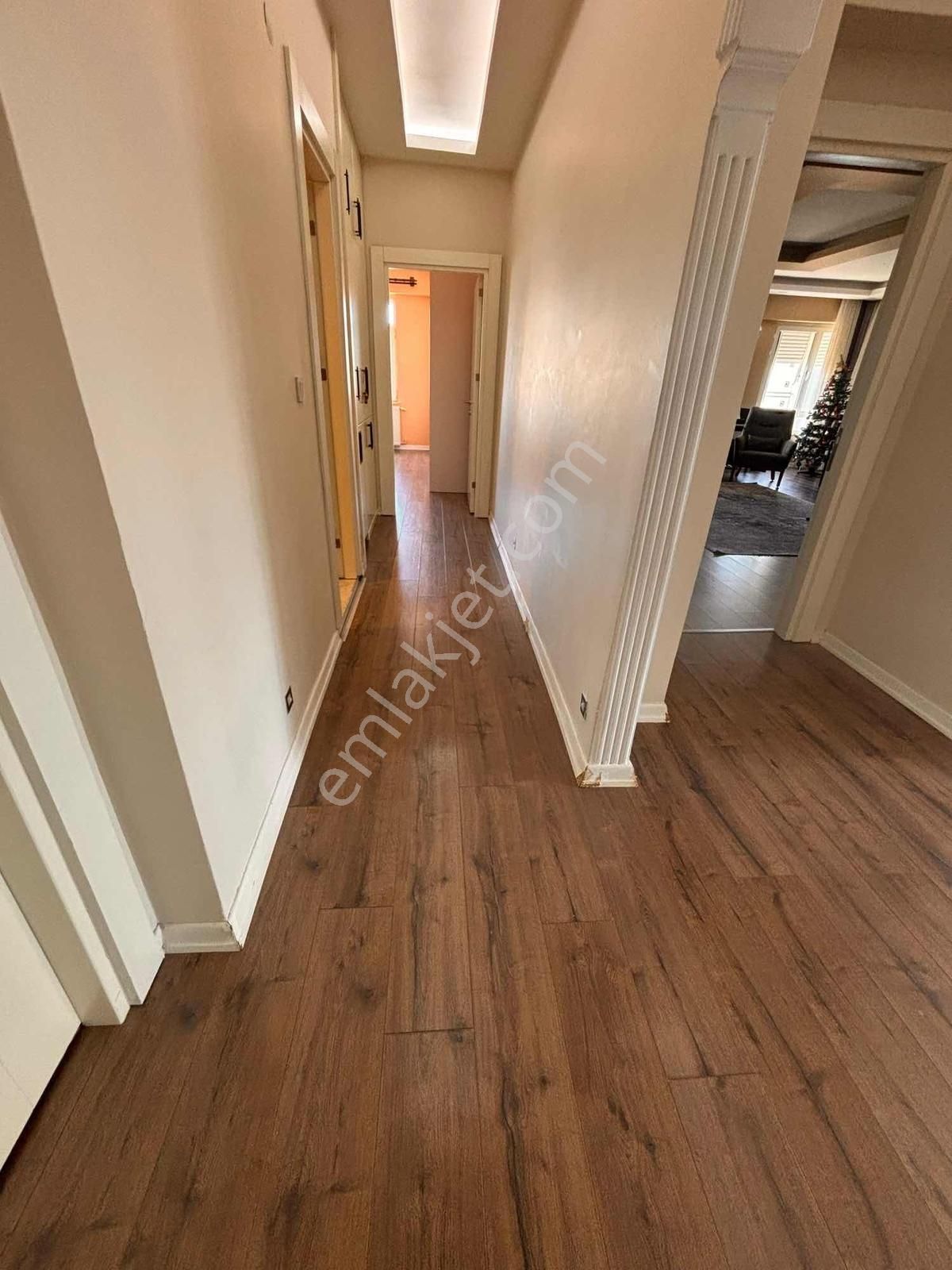 Fener'de Cadde Üstünde Bakımlı Binada Doğalgazlı Kiralık Daire - Görsel 16