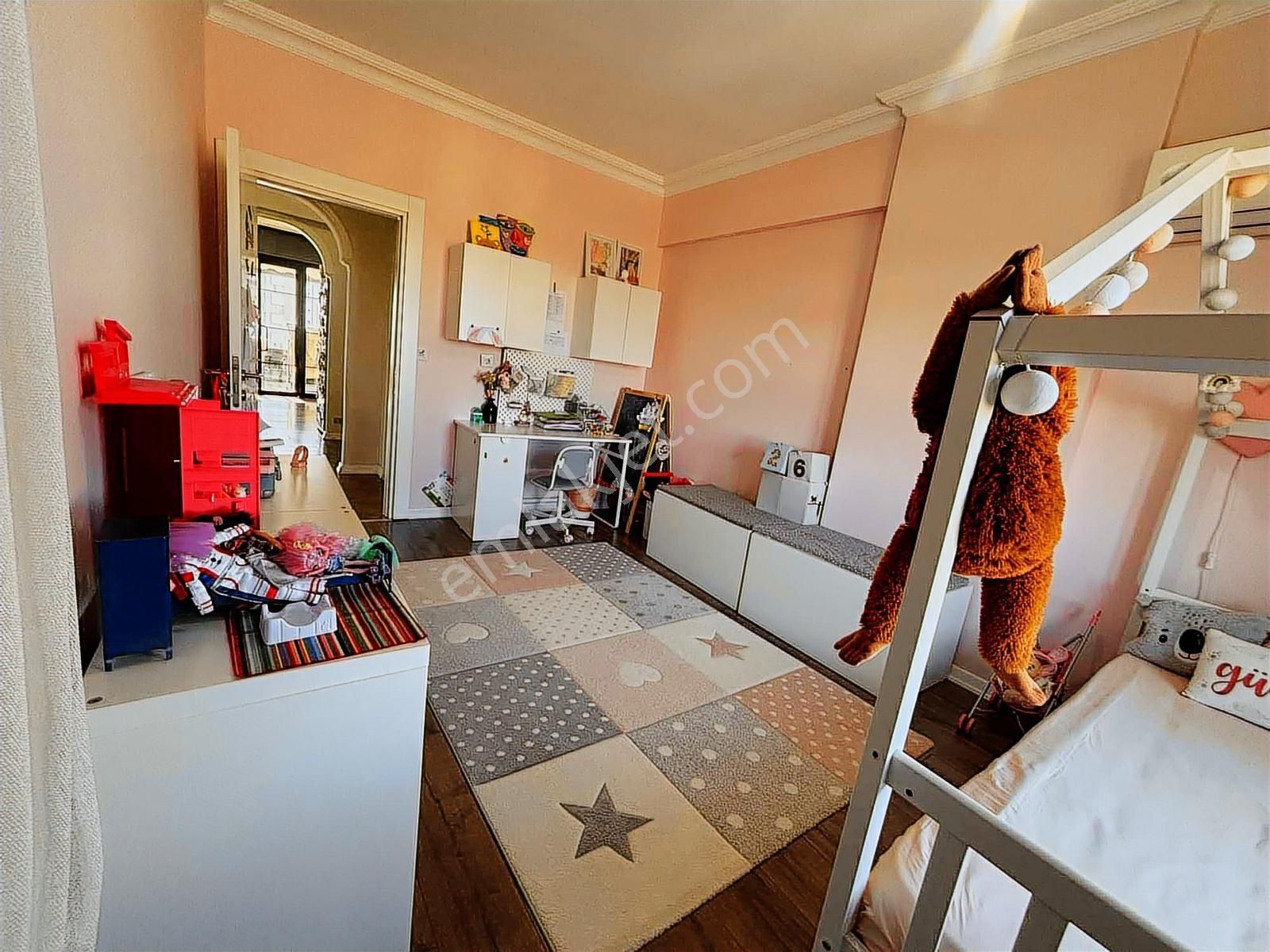 Fener'de Cadde Üstünde Bakımlı Binada Doğalgazlı Kiralık Daire - Görsel 24