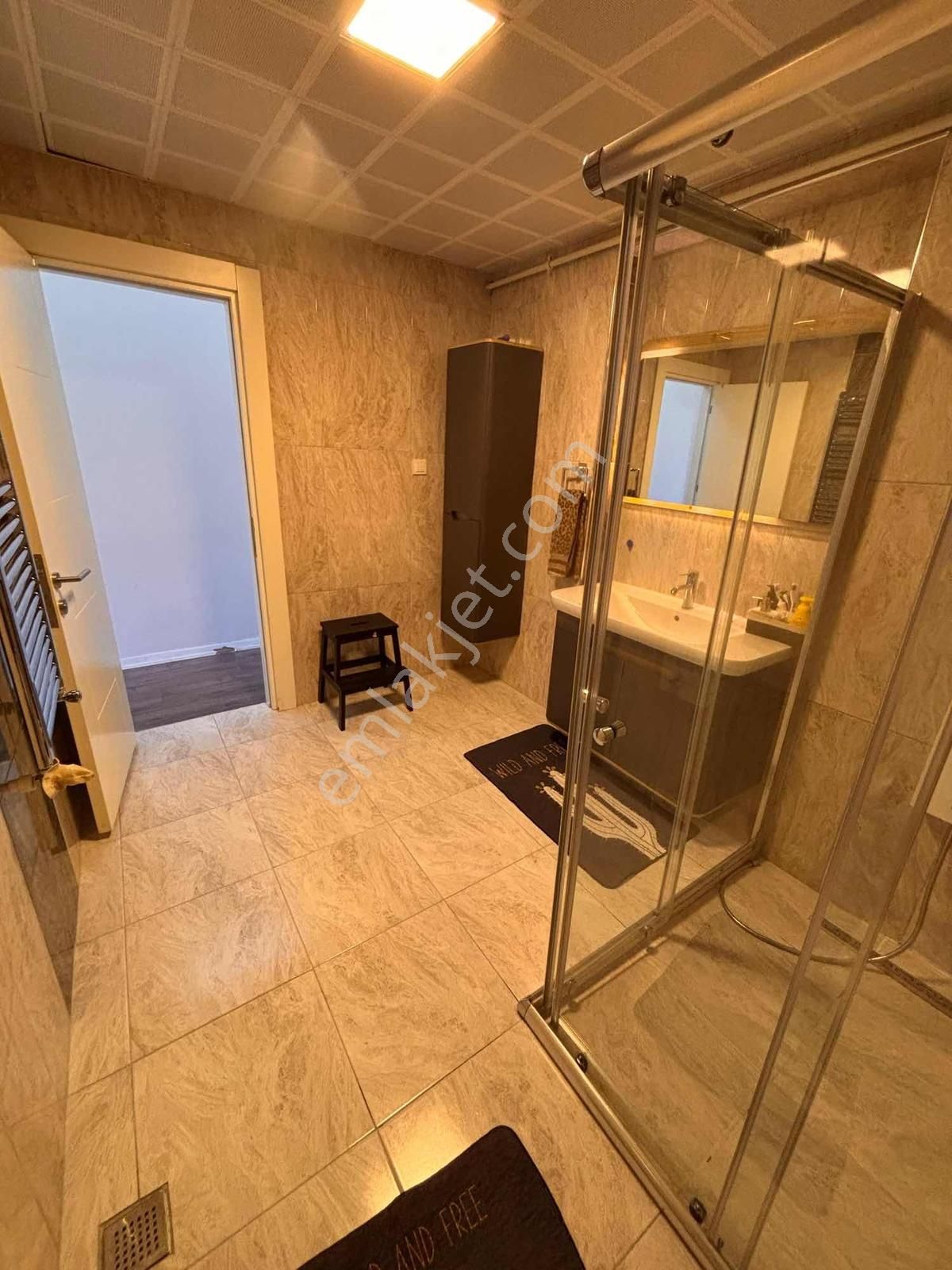 Fener'de Cadde Üstünde Bakımlı Binada Doğalgazlı Kiralık Daire - Görsel 17