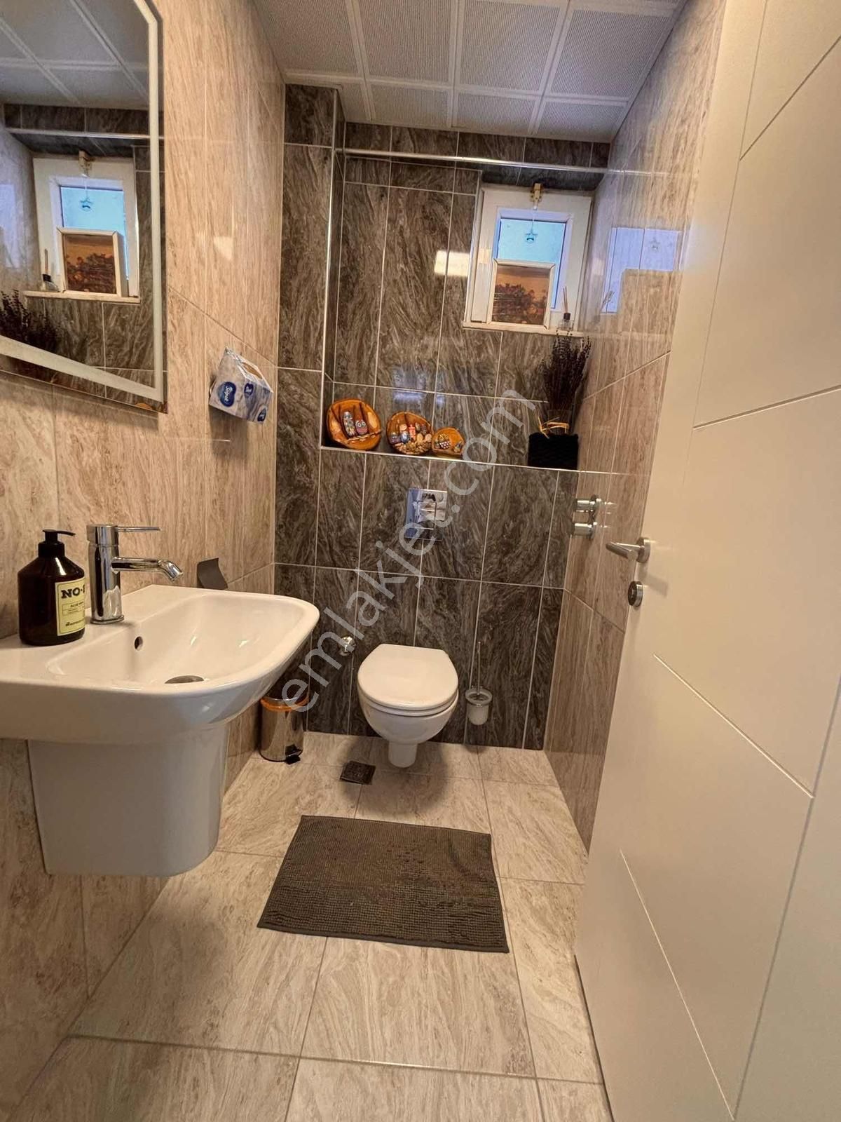 Fener'de Cadde Üstünde Bakımlı Binada Doğalgazlı Kiralık Daire - Görsel 29