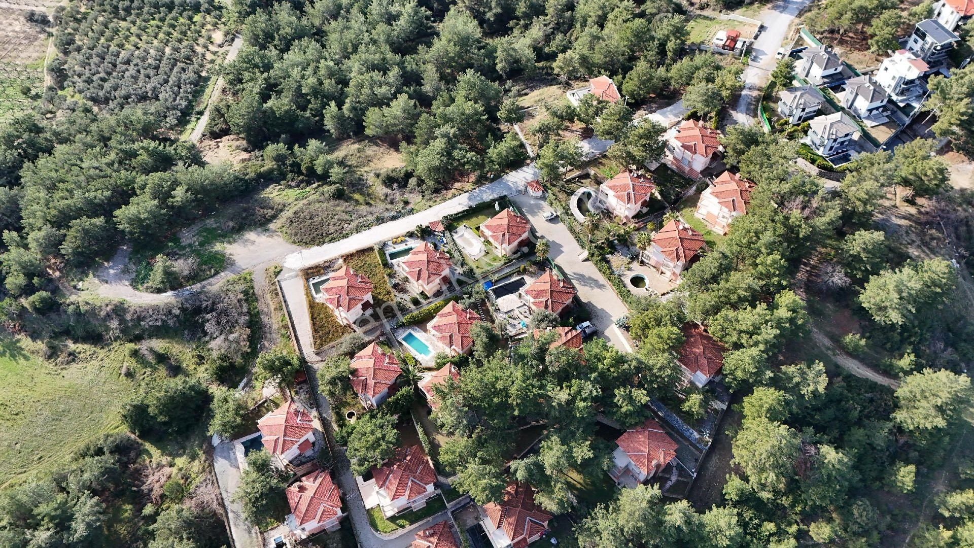 Kuşadası Soğucak Bölgesinde Müstakil Fırsat Villa - Görsel 3