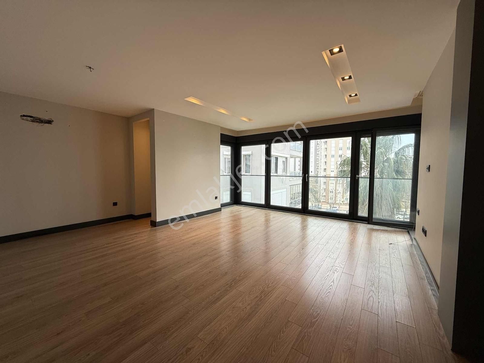 Eski Lara Yolunda Yeni Nesil Binada Kiralık 3+1 Daire - Görsel 7