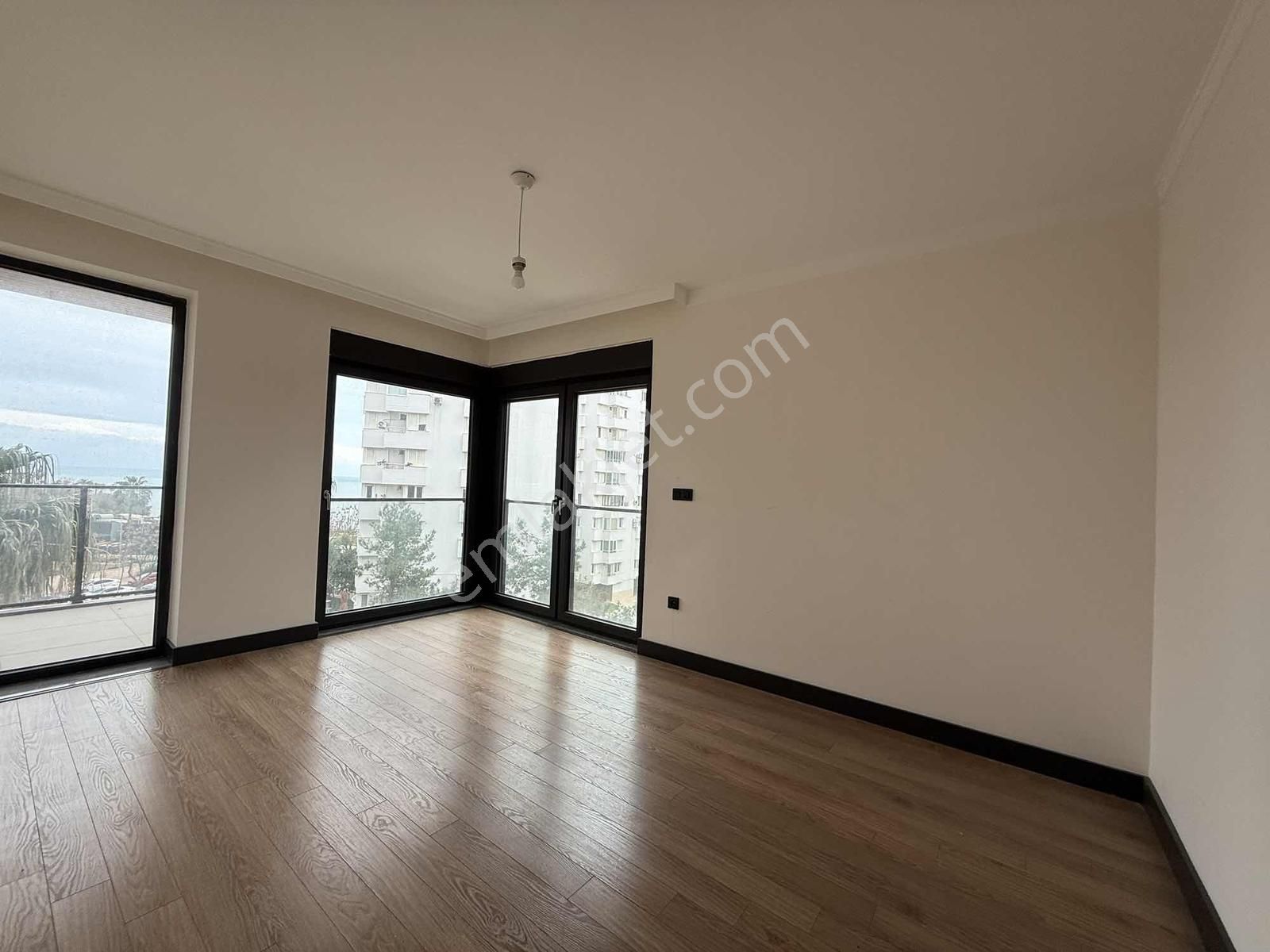 Eski Lara Yolunda Yeni Nesil Binada Kiralık 3+1 Daire - Görsel 24