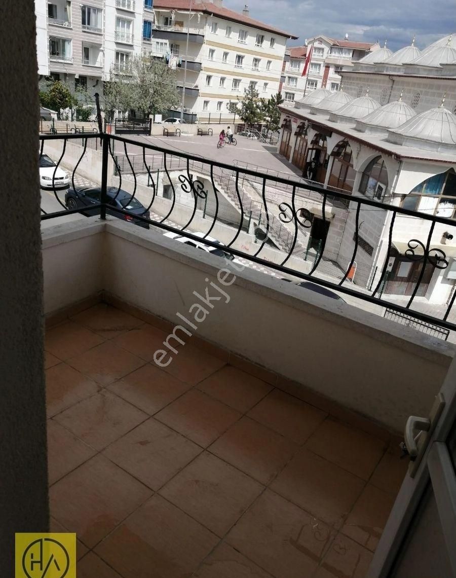 Etimesgut / 30 Ağustos Mh. 3+1 Satılık Daire - Görsel 4