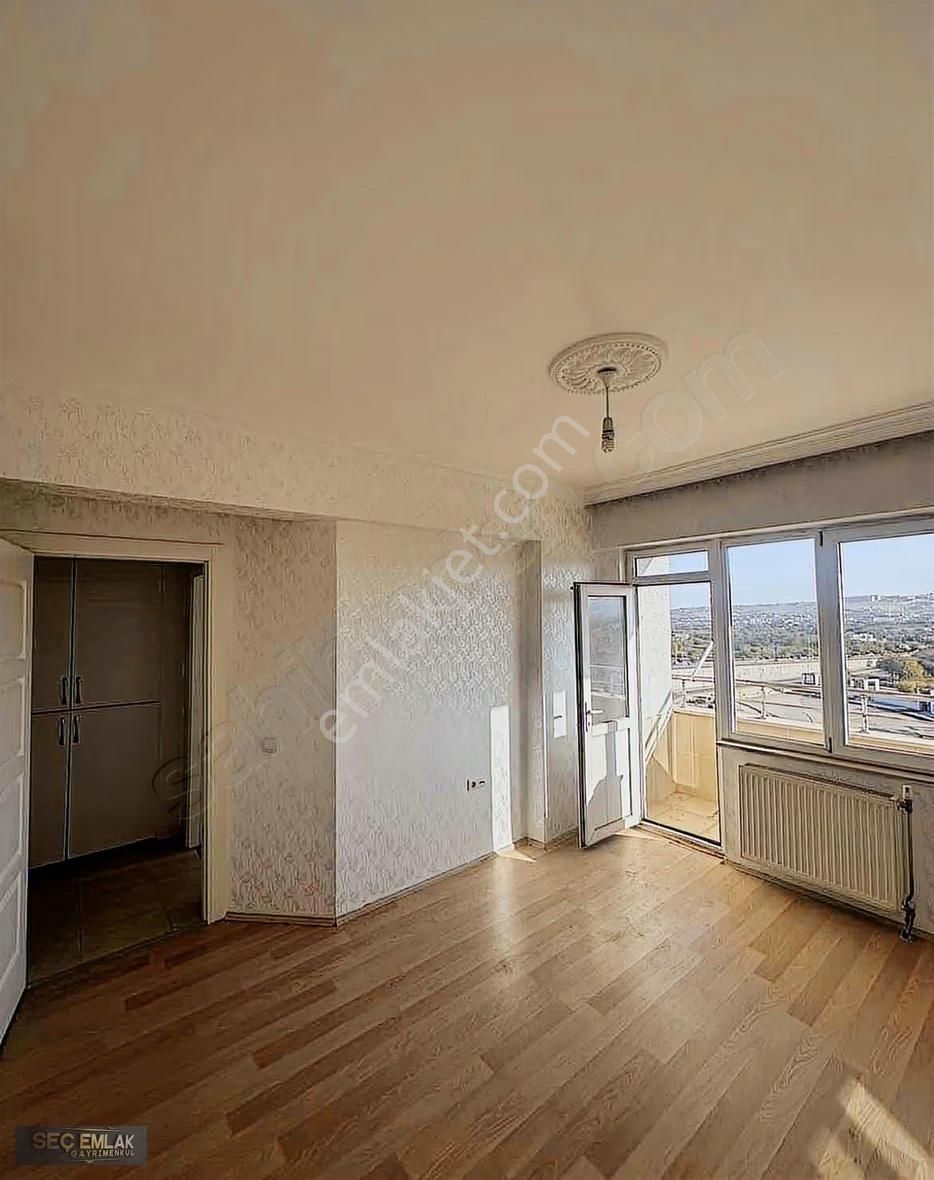 Seç Emlak'tan Yeşilvadi Konutlarında Ara Kat Geniş 2+1 Daıre - Görsel 6