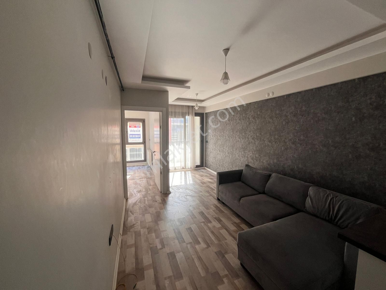 Remax Armadan Kuruçeşmede 1+1 Doğalgaz/asansör/arakat Kiralık - Görsel 9