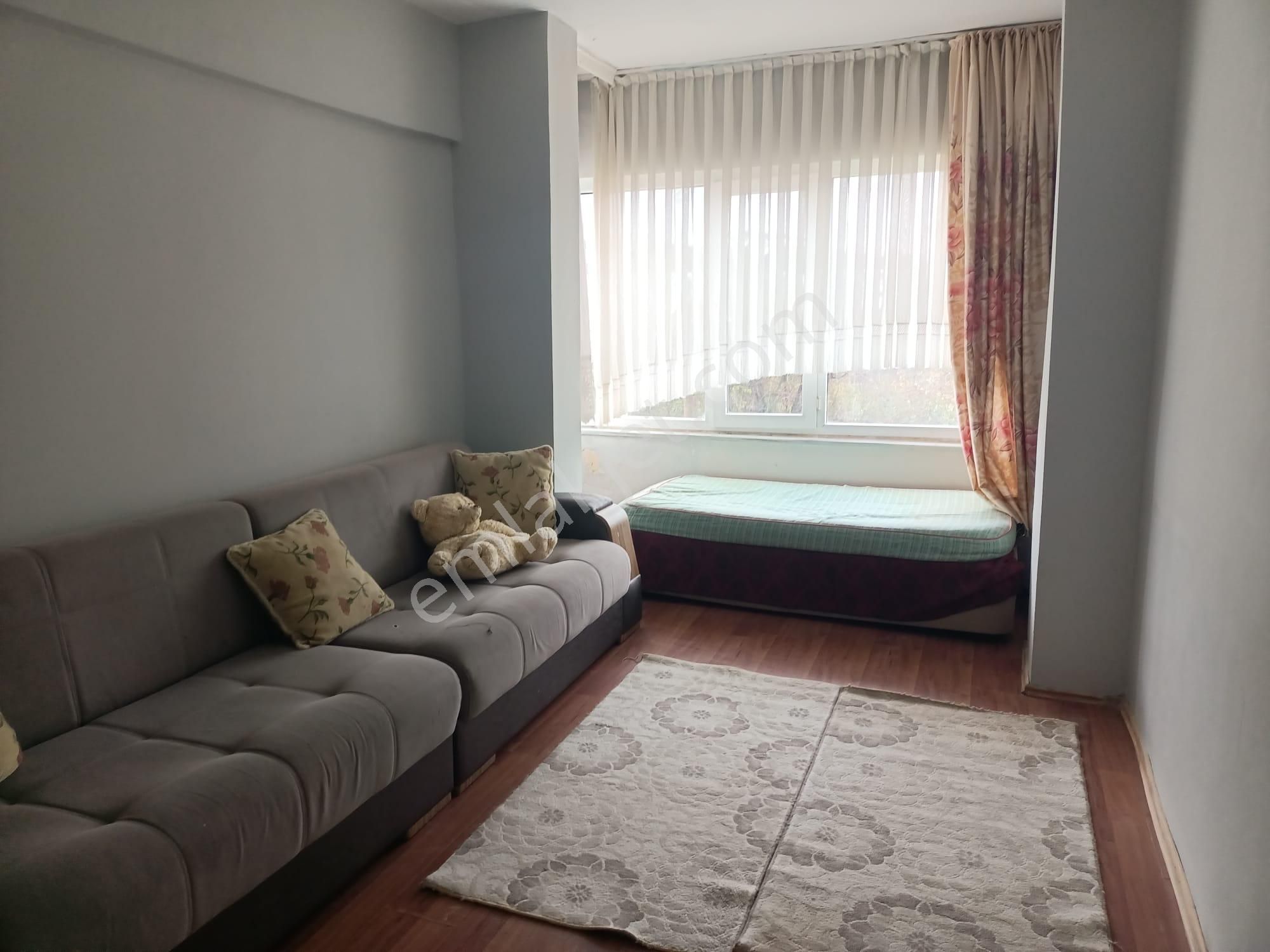 Yasemin Emlaktan Çınarcık Çamlık Mah. 1 Kat 2+1 Daire Satılık - Görsel 3