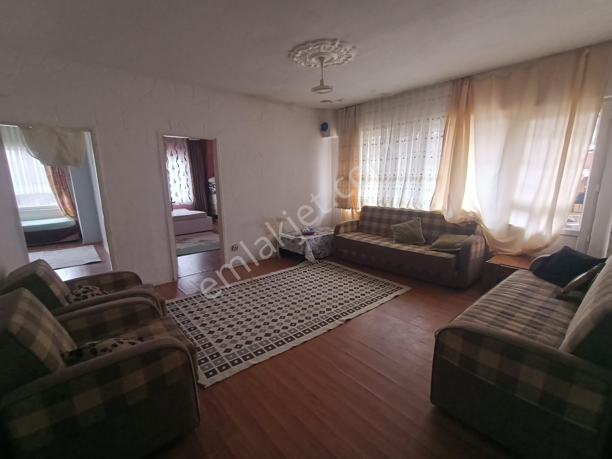 Yasemin Emlaktan Çınarcık Çamlık Mah. 1 Kat 2+1 Daire Satılık - Görsel 5