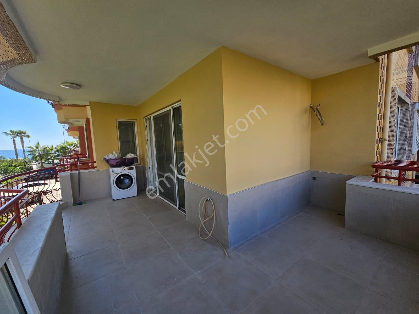 Denize Sıfır Satılık Site İçi 2+1 - Görsel 12