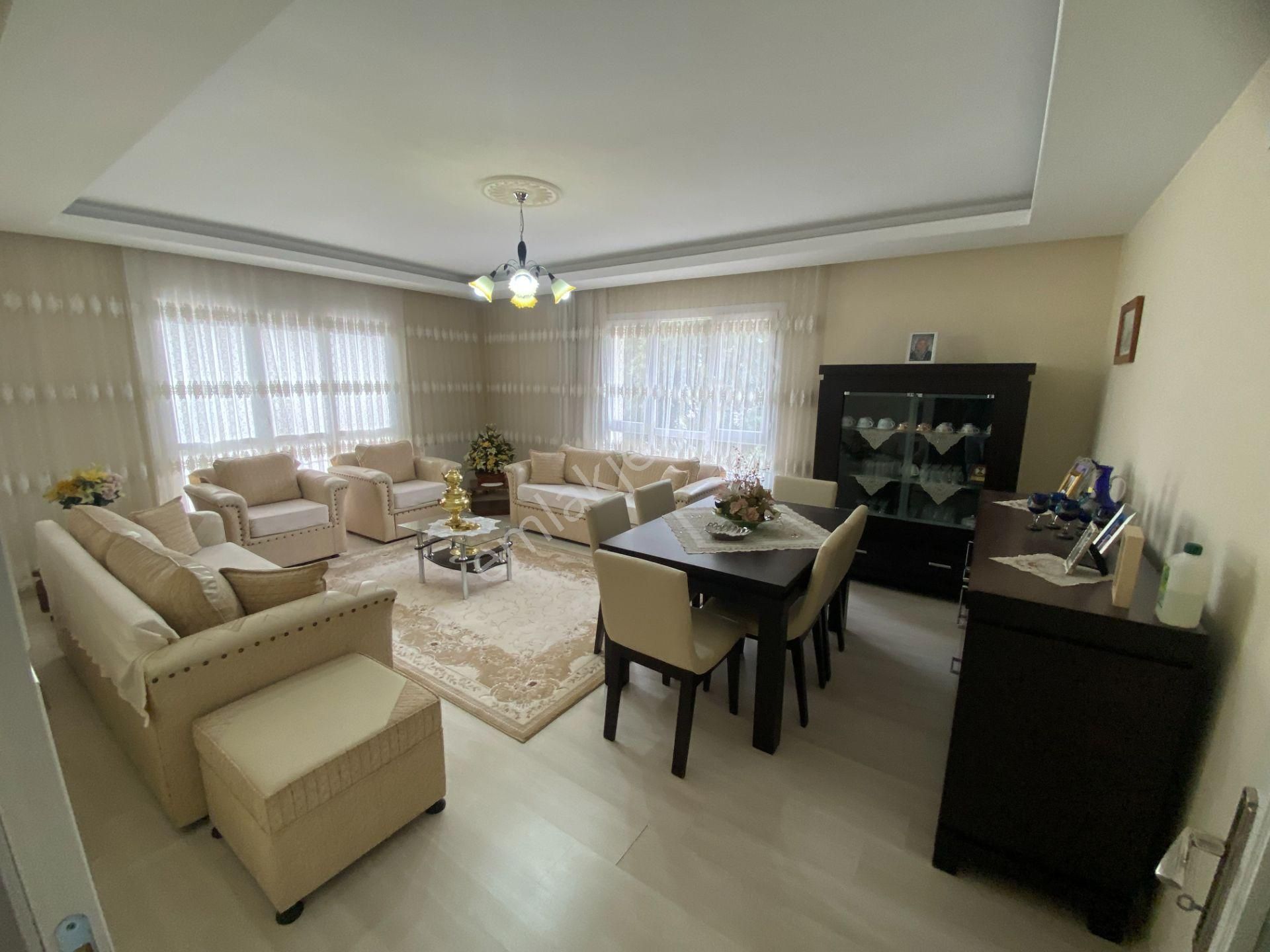 Elvan Mah. 3+1 1.arakat Asansörlü 175m2 Satılık Süperlüx Daire