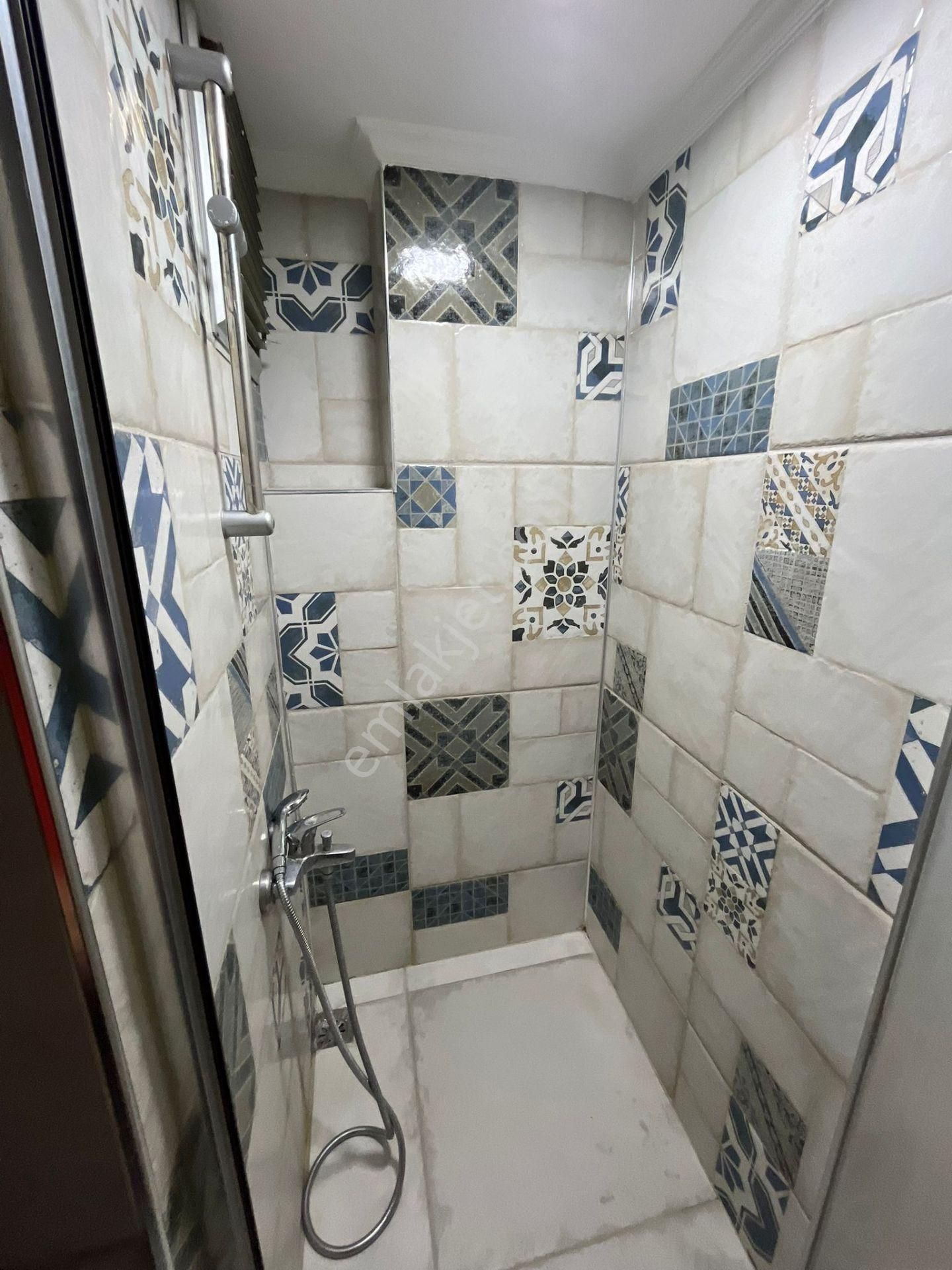 Asil'den Üçkuyularda Cadde Paraleli Bakımlı 2+1 Daire - Görsel 17